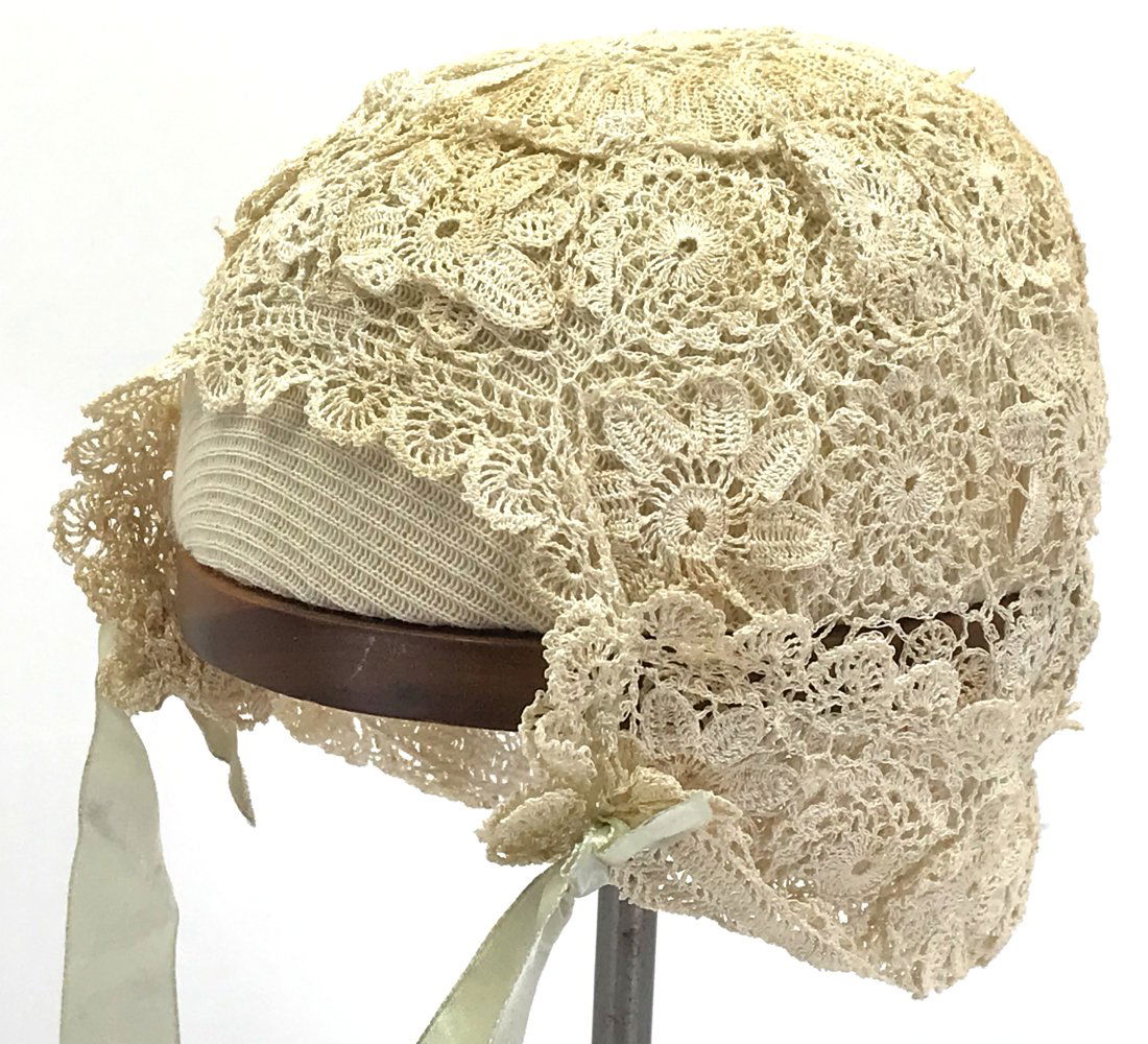 Antique crocheted flowers baby bonnet. (1 of 12)