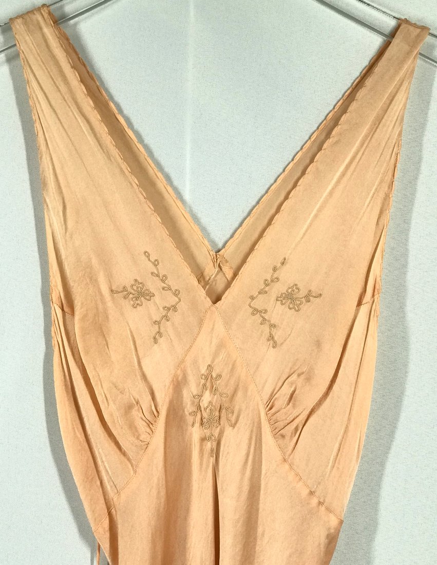 Vintage Mid Century Embroidery Silky Lingerie Slip Maxi Dress: Vintage Mid Century Embroidery Silky Lingerie Slip Maxi Dress. No label No size label. Length: 59 inches. For measures please refer to the picture taken with a measuring tape. For measures please refe