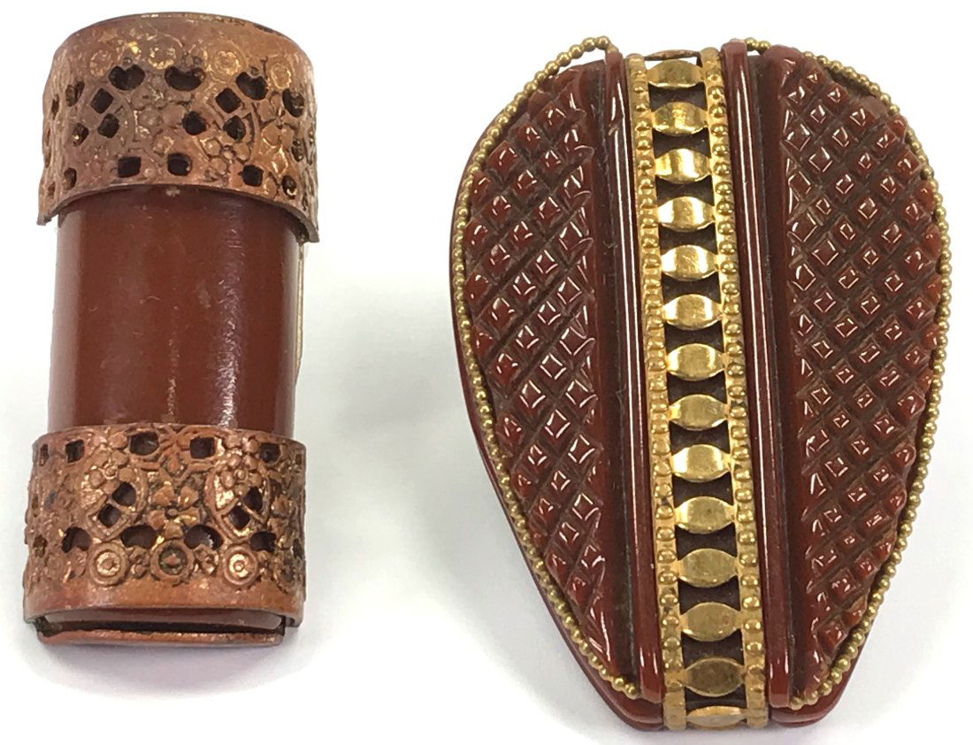 Antique art deco brown bakelite & metal clip brooches (1 of 9)
