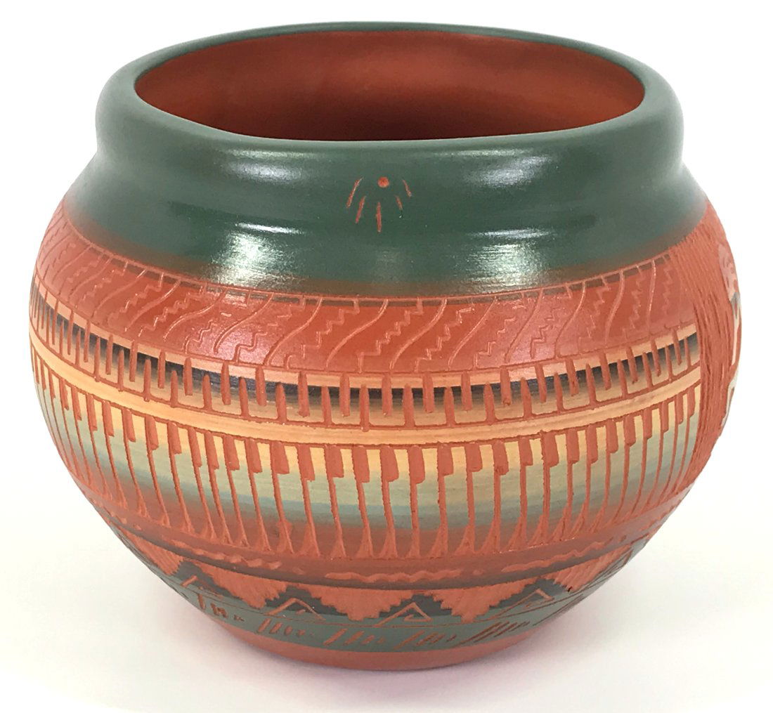 Vintage Navajo Etchware Hand Crafted Kokocopelli Pottery Vase. Signed (1 of 7)