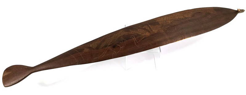 Aboriginal Australia Yalata Mission Spearthrower Woomera: Aboriginal Australia Yalata Mission Woomera / Spearthrower.Carved and decorated Mulga wood, sinew. It measures 29 3/4 inches long and 4 inches widest. Weight: 1pound 4oz. This is a NO RESERVE AUCTION: