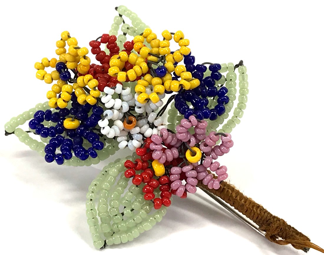 Vintage hand crafted wired seed glass beads flowers bouquet brooch (1 of 9)