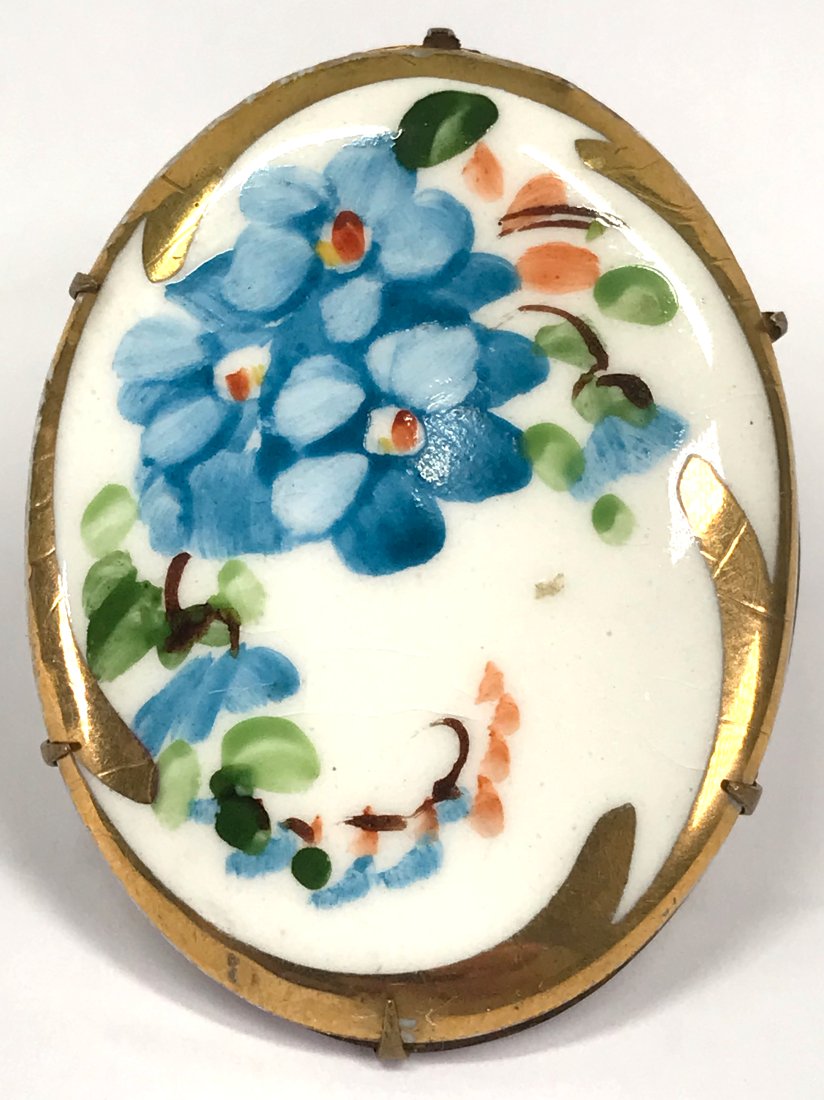 Vintage hand painted pottery flowers goldtone brooch (1 of 5)