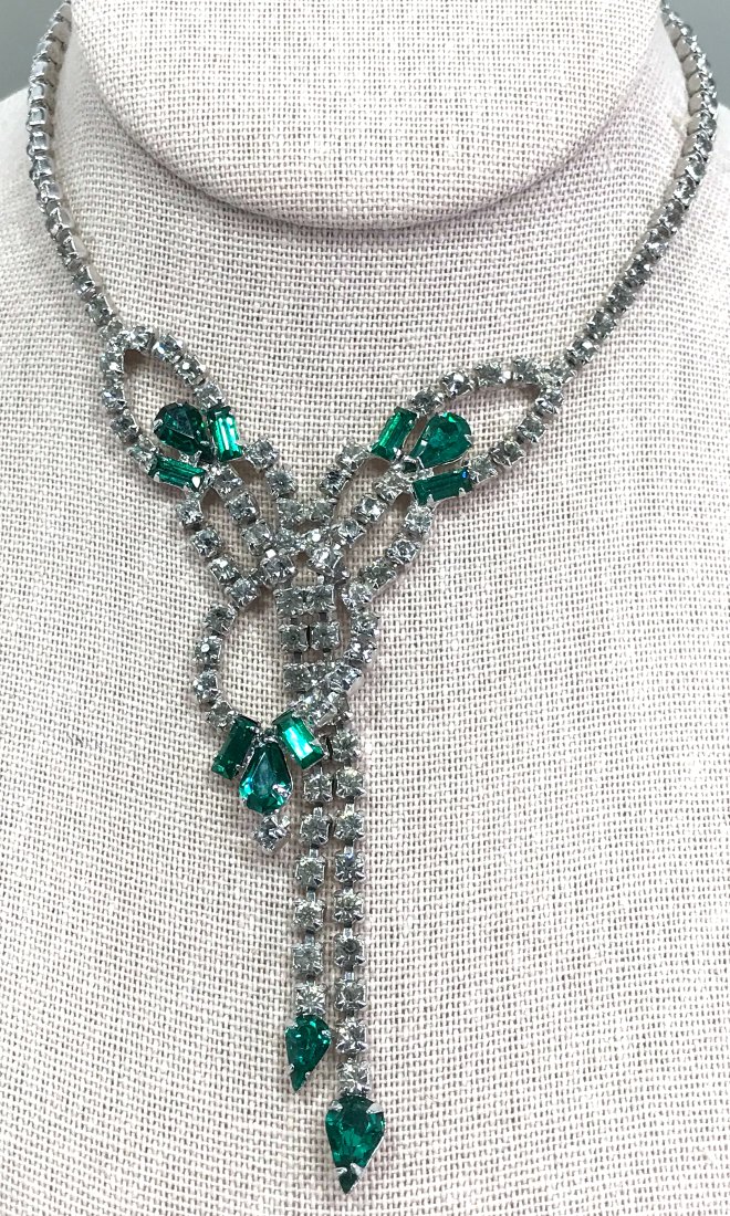 Vintage Joseph Wiesner crystals silvertone medallion collar necklace. Signed Astra.: Vintage Joseph Wiesner green & clear crystal silvertone metal medallion with dangles collar necklace. Signed Astra. For measures please refer to the picture taken with a measuring tape. Weight: 25 Gra