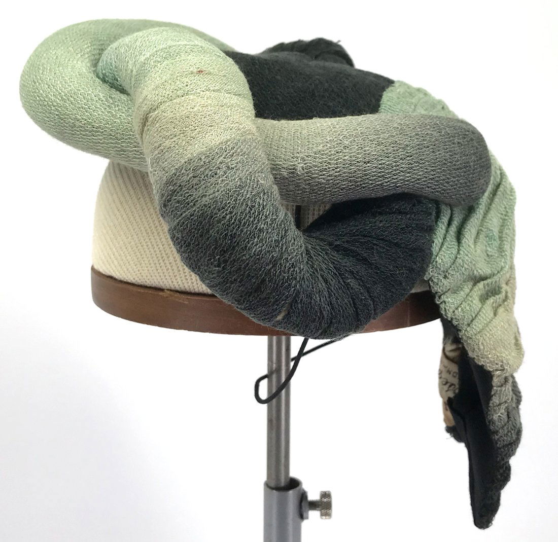 Vintage Ro-San New York greenish gray and black cotton fabric hat. (1 of 9)