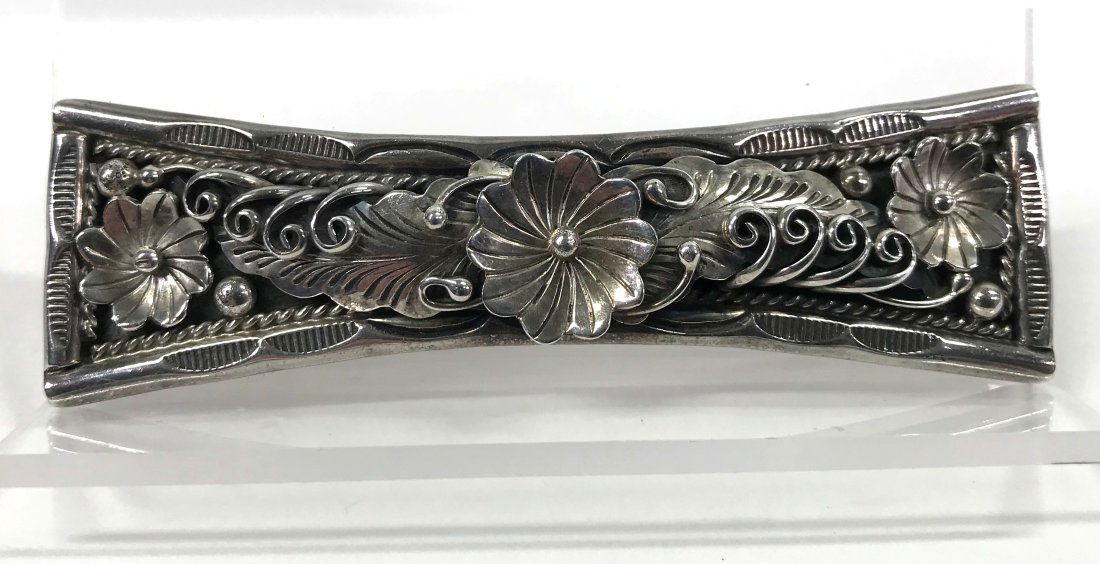 Native American Navajo F James Prewitt Sterling Foliate brooch. (1 of 10)