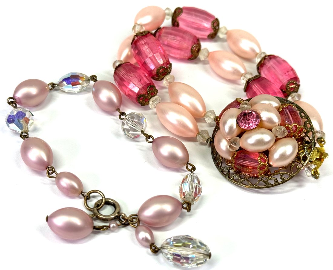 Vintage pearly rose & faceted crystals beaded bracelets (1 of 13)