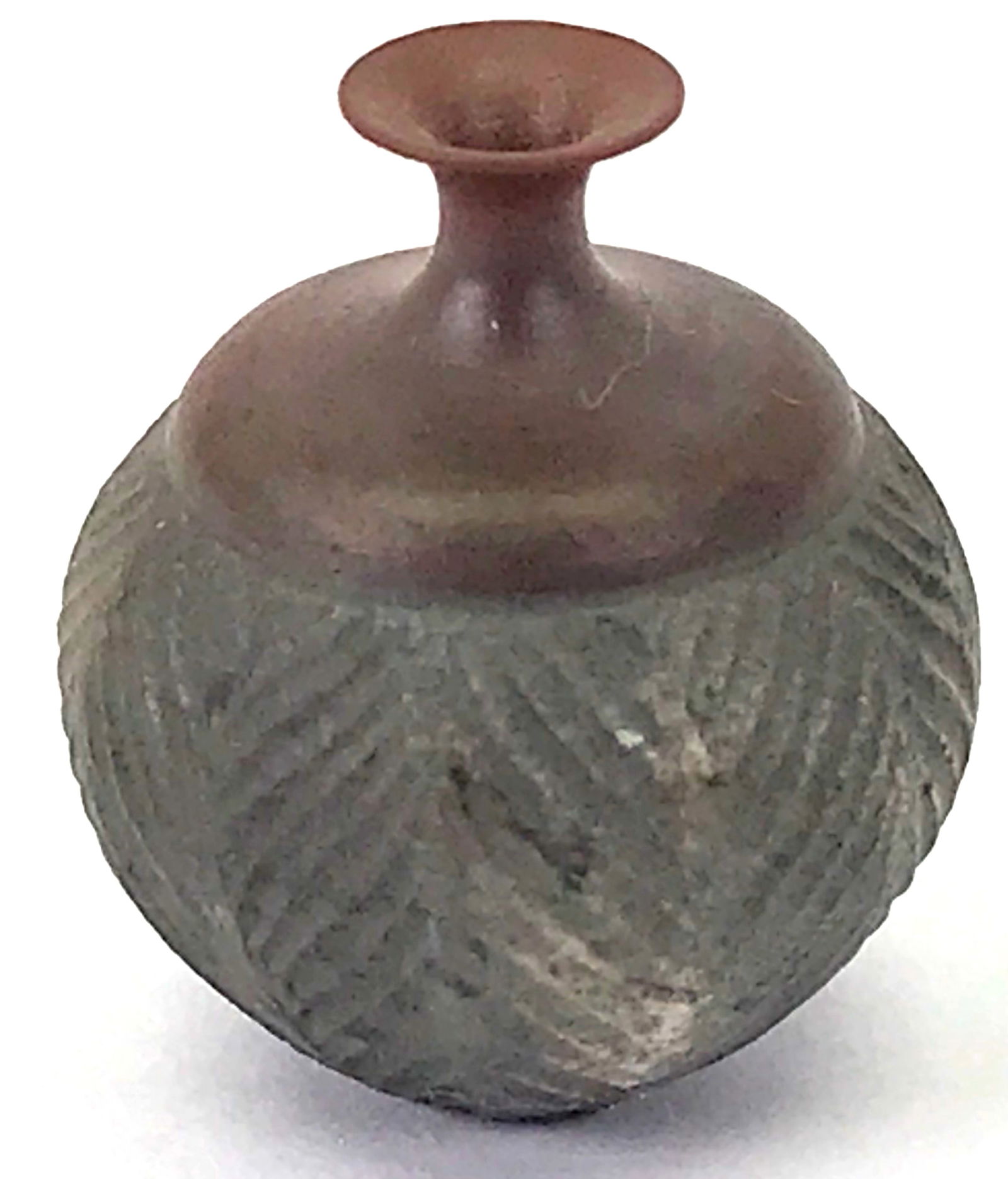 Vintage Southwestern Style Dollhouse Miniature Pottery Vase. (1 of 7)