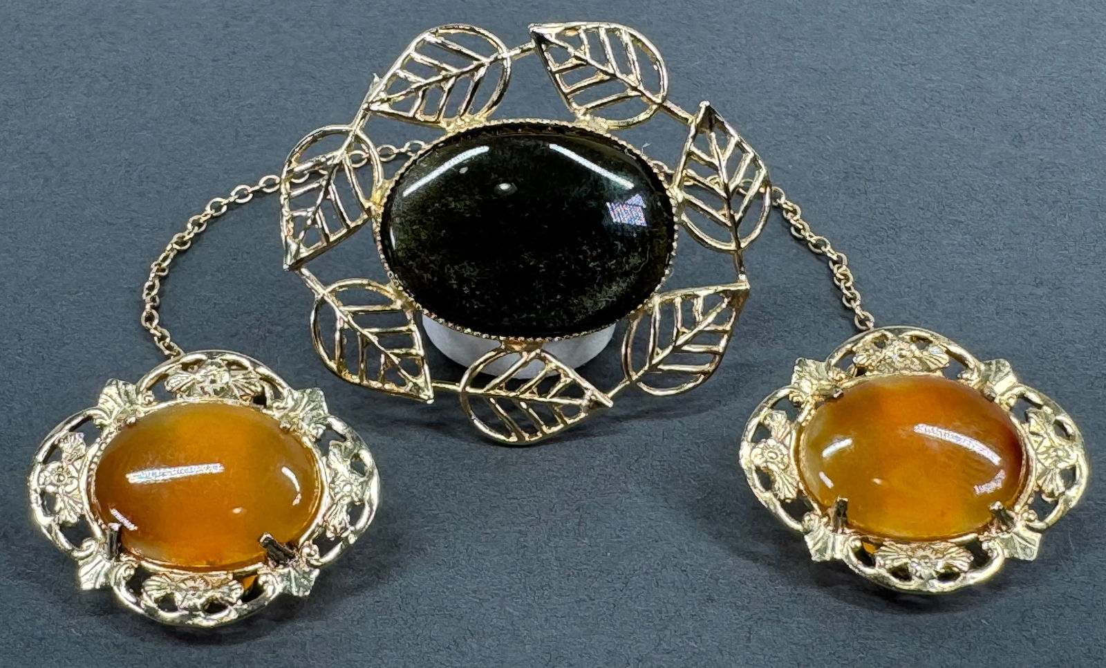 Vintage filigree setting resin pin brooch & agate stone stone chained dress clips (1 of 8)