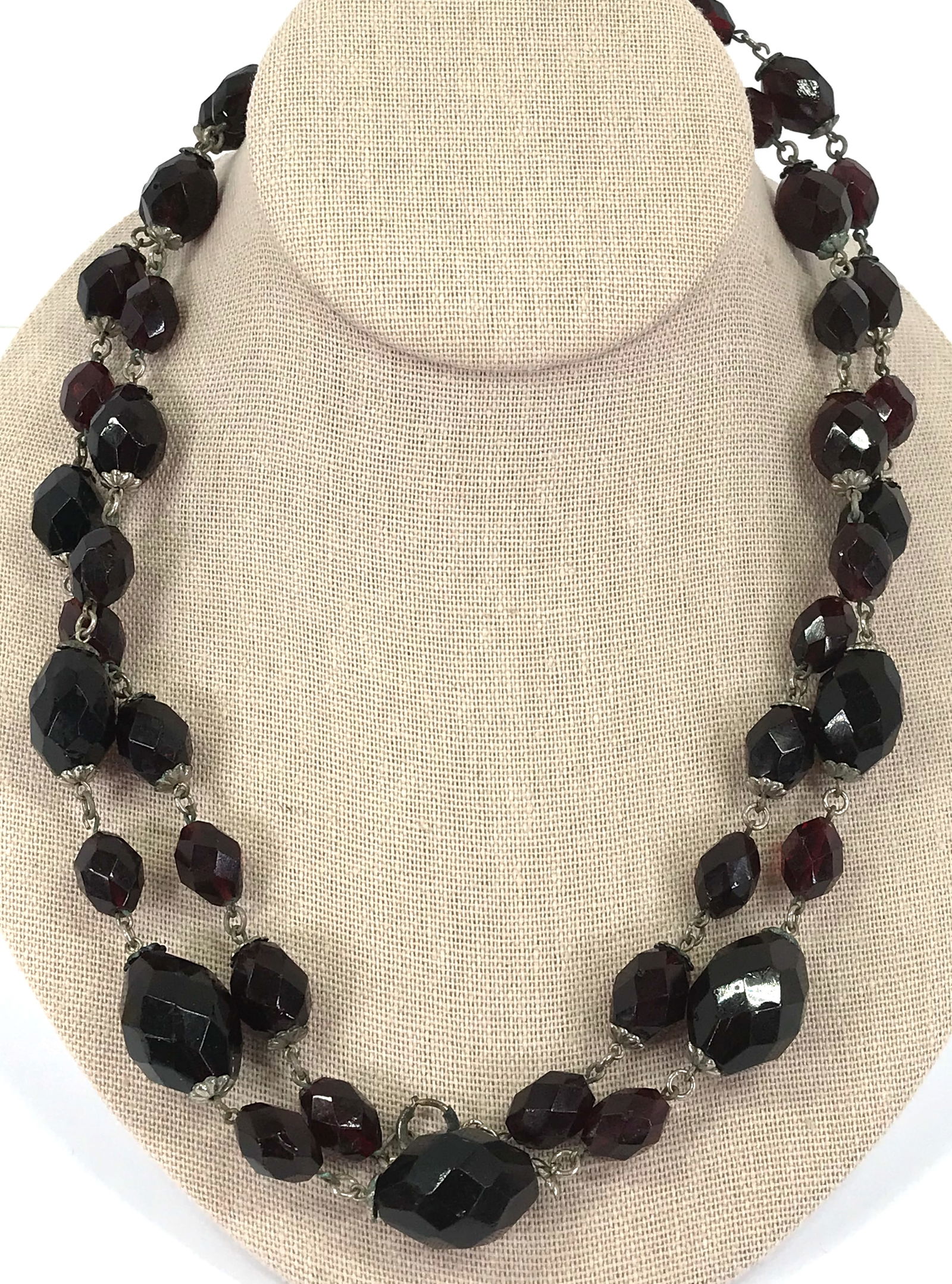 Antique Art Deco flapper faceted cherry red glass beaded necklace (1 of 14)