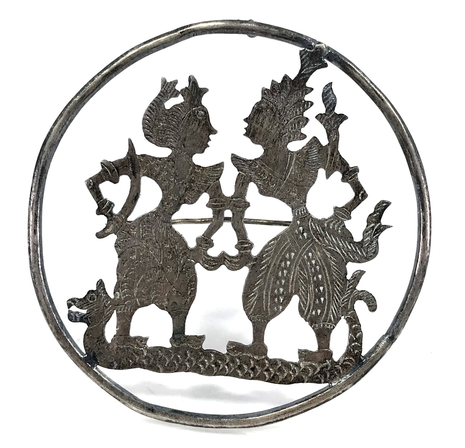 Antique Siam Mekhala & Ramasoon Goddess Sterling Brooch Pendant: Antique Siam Mekhala & Ramasoon Goddess Sterling Pin Brooch Pendant. Marked with an unidentified mark . For measures please refer to the pictures taken with a measuring tape. Weight: 6.23 Grams. This 