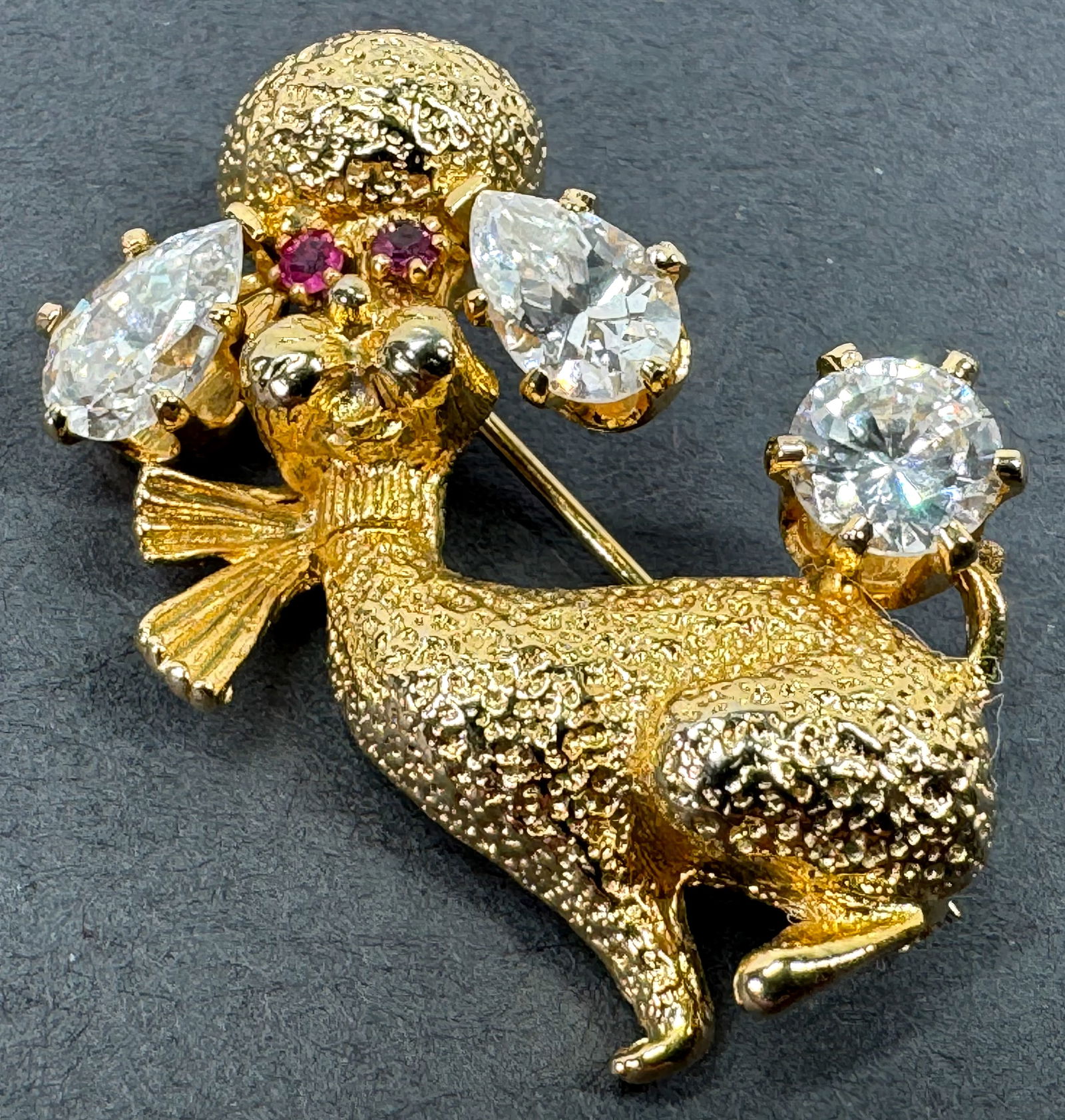 Clear & ruby color crystals goldtone metal poodle dog pin brooch. (1 of 6)