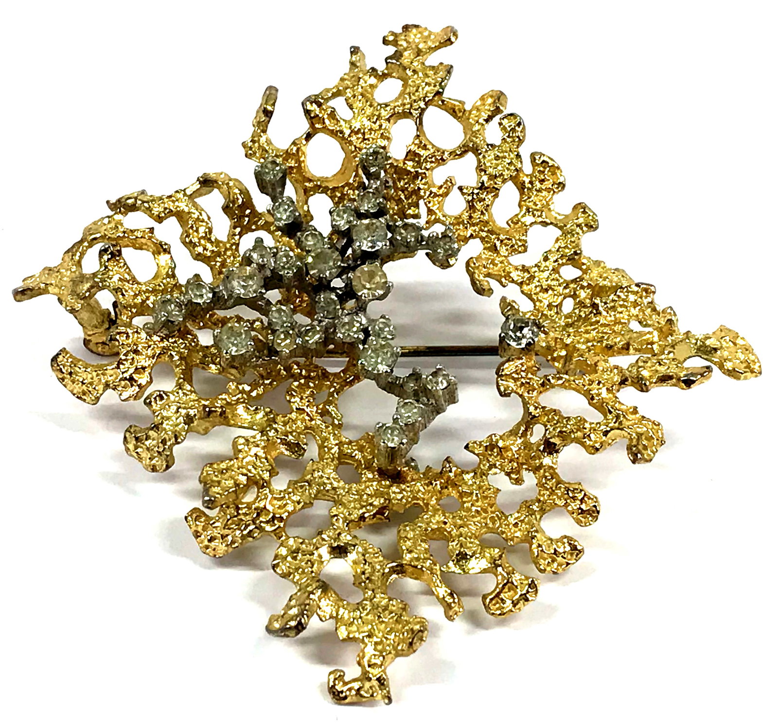 Vintage Brutalist NE Germany Sterling Crystals Brooch: Vintage brutalist crystals gilt and silver sterling pin brooch. Marked NE Germany Sterling. For measures please refer to the picture taken with a measure tape. Weight: 23.41 Grams. This is a NO RESERV