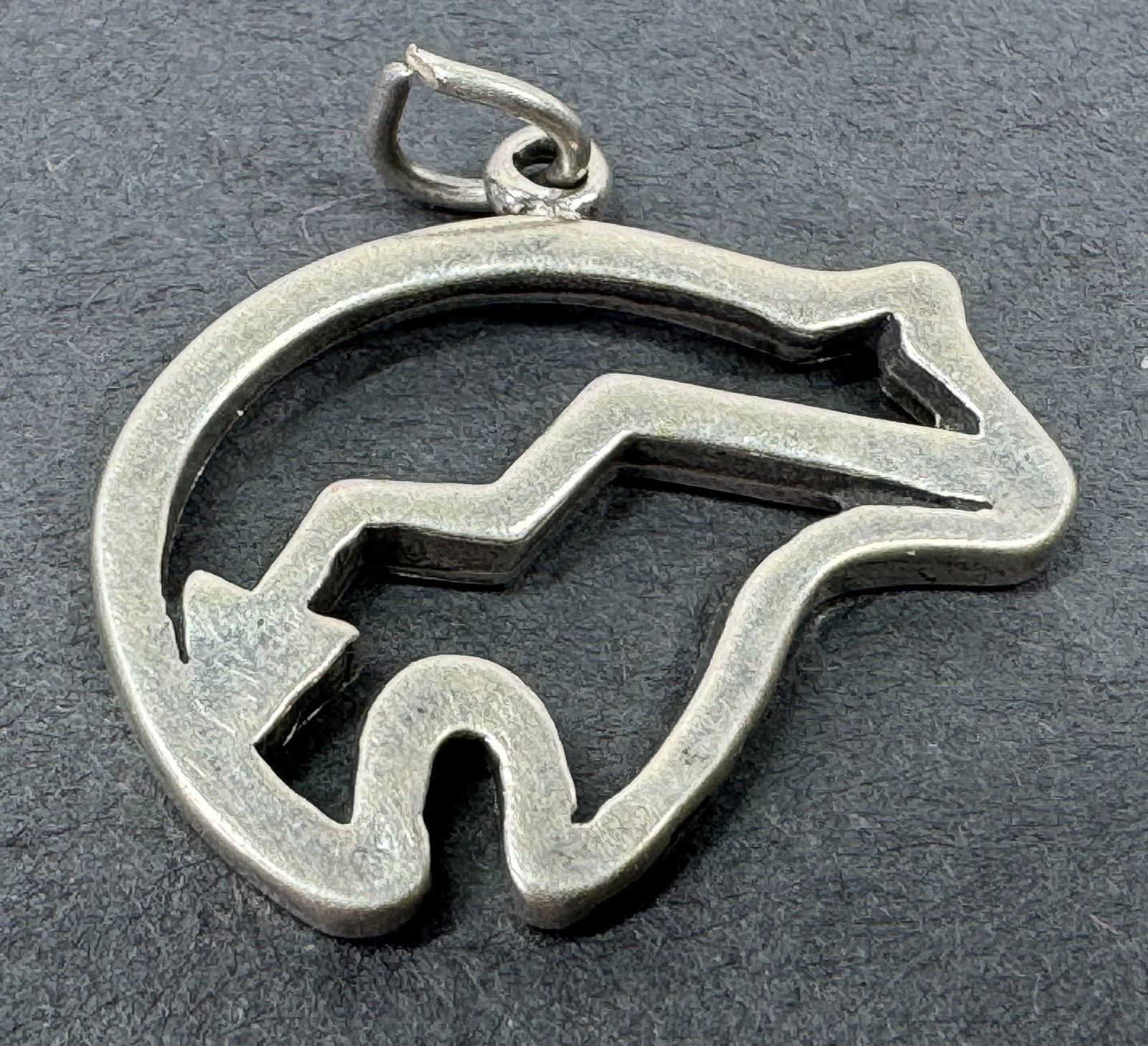 Vintage Milson Taylor native american sterling silver arrow bear fetish charm pendant (1 of 7)