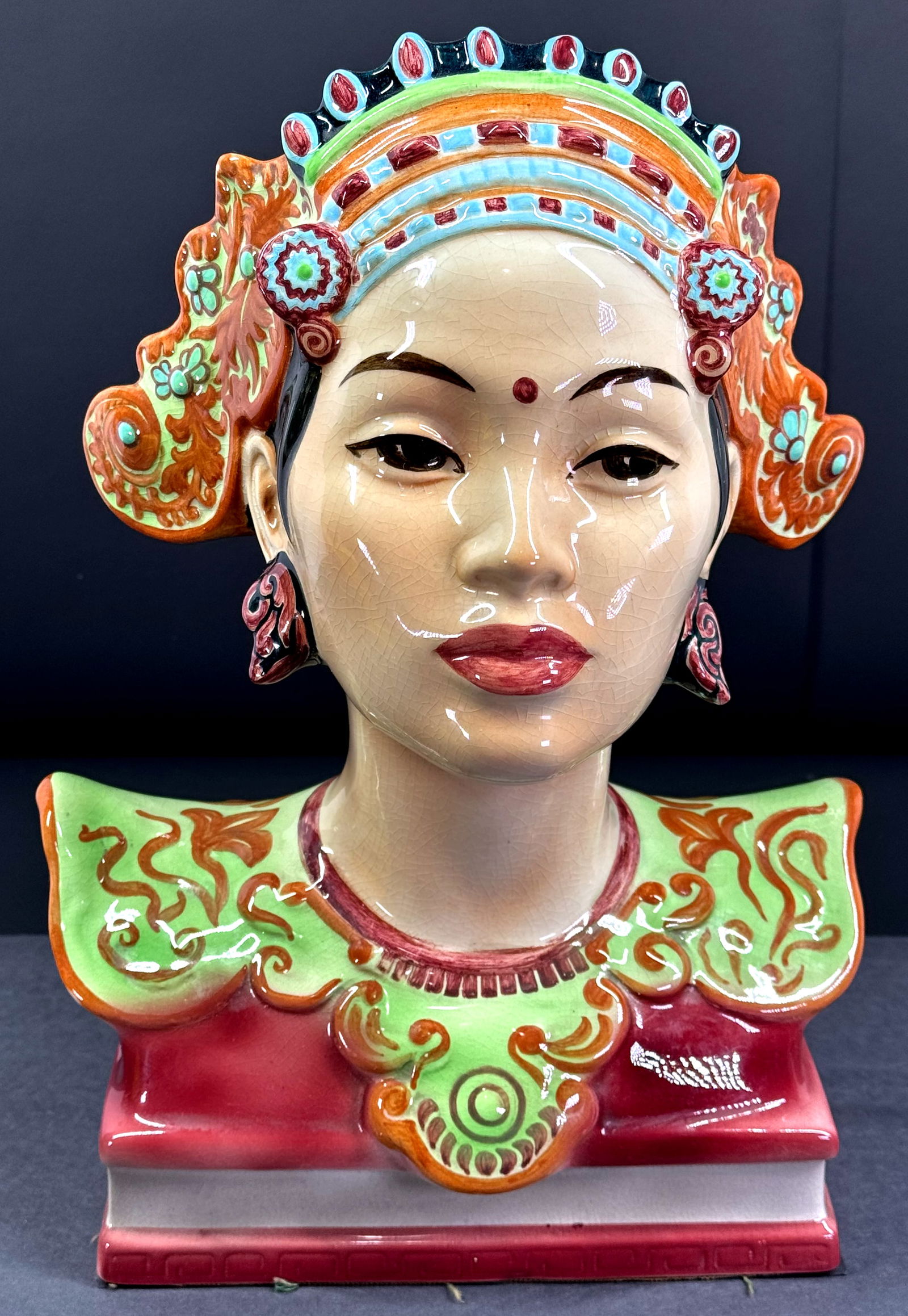 Goldscheider Polychrome Balinese Dancer Pottery Bust by Helen Liedloff. (1 of 7)
