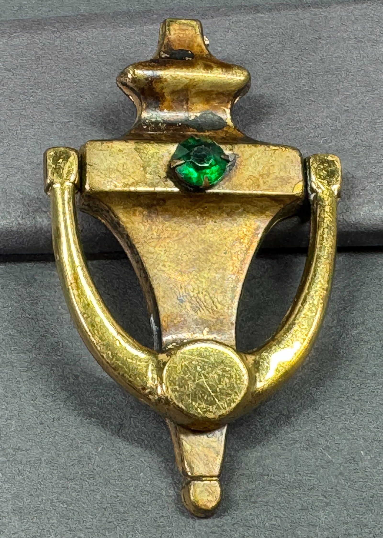 Vintage Coro Pegasus green crystal goldtone metal door knocker pin brooch. (1 of 10)