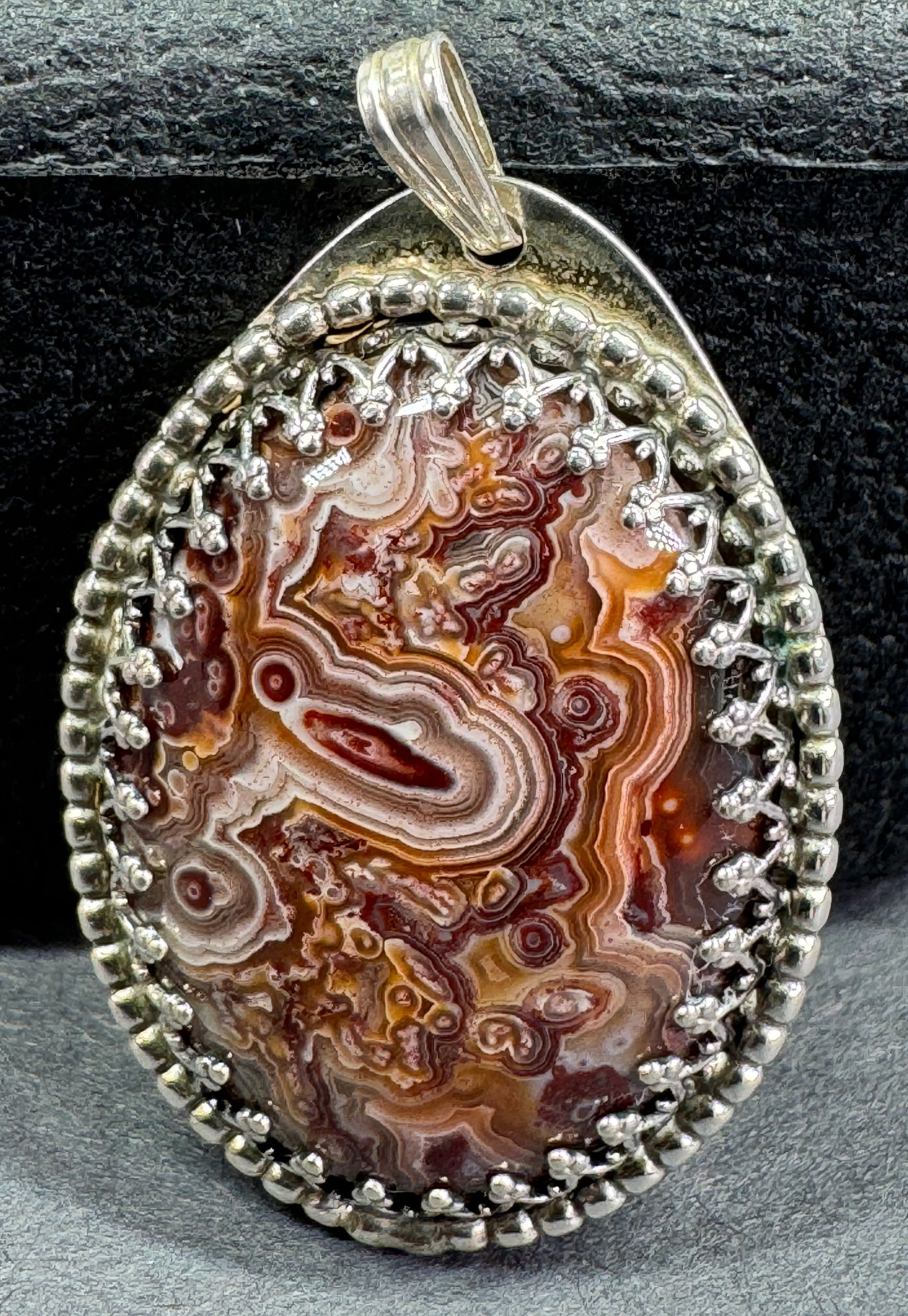 Native american Lenn Allen crazy lace agate sterling silver pendant. (1 of 6)