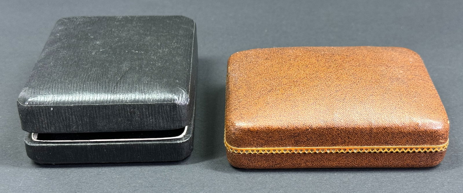 Antique The Mason Box Co Mass black & other unbranded brown hinged jewelry boxes. (1 of 8)