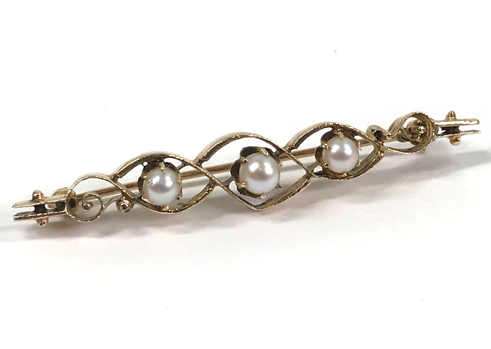 Brutalist Pearls 14K Yellow Gold Pin Brooch (1 of 13)