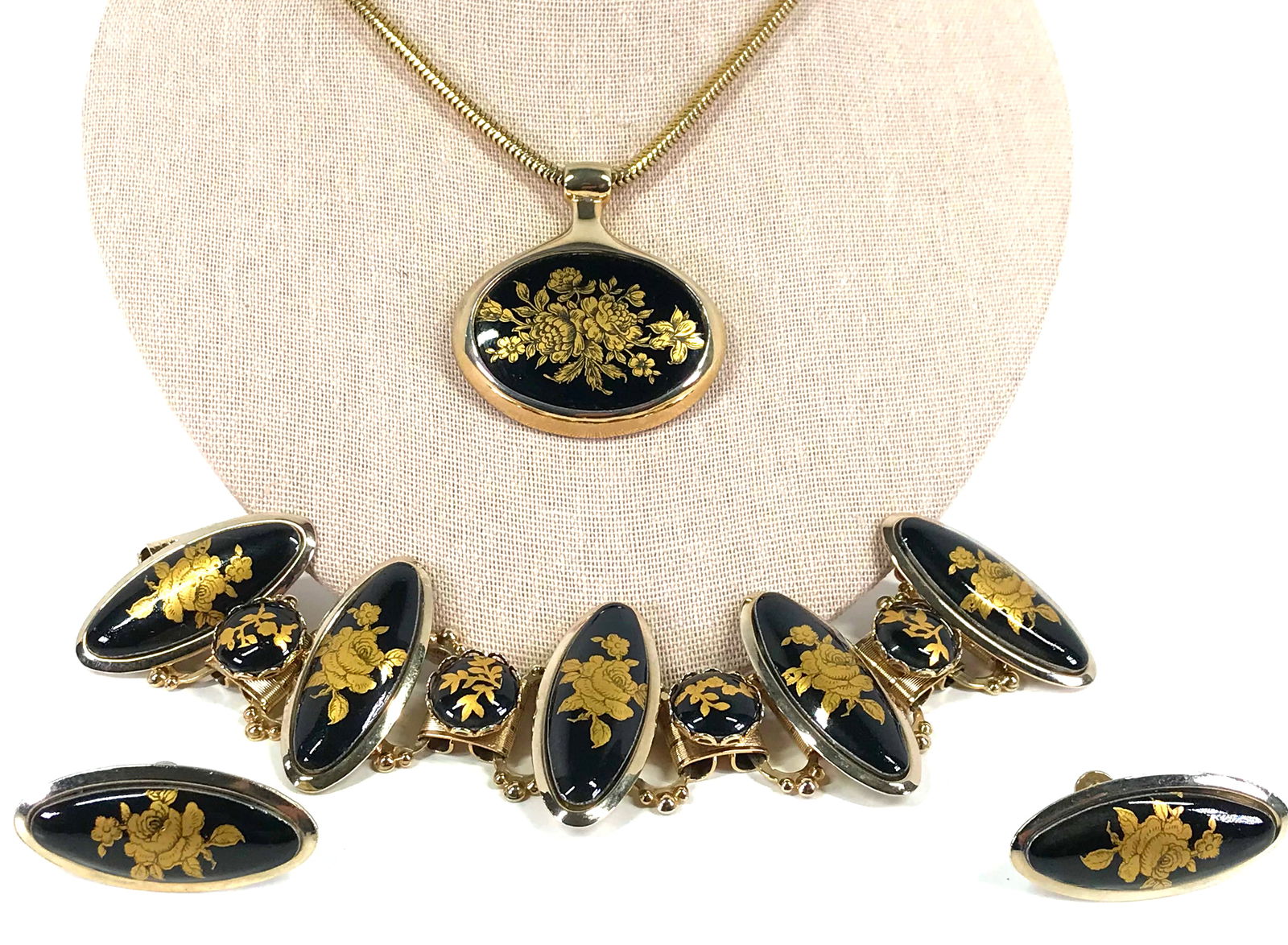 Vintage Flowers Cabs Necklace Bracelet Earrings Set (1 of 20)