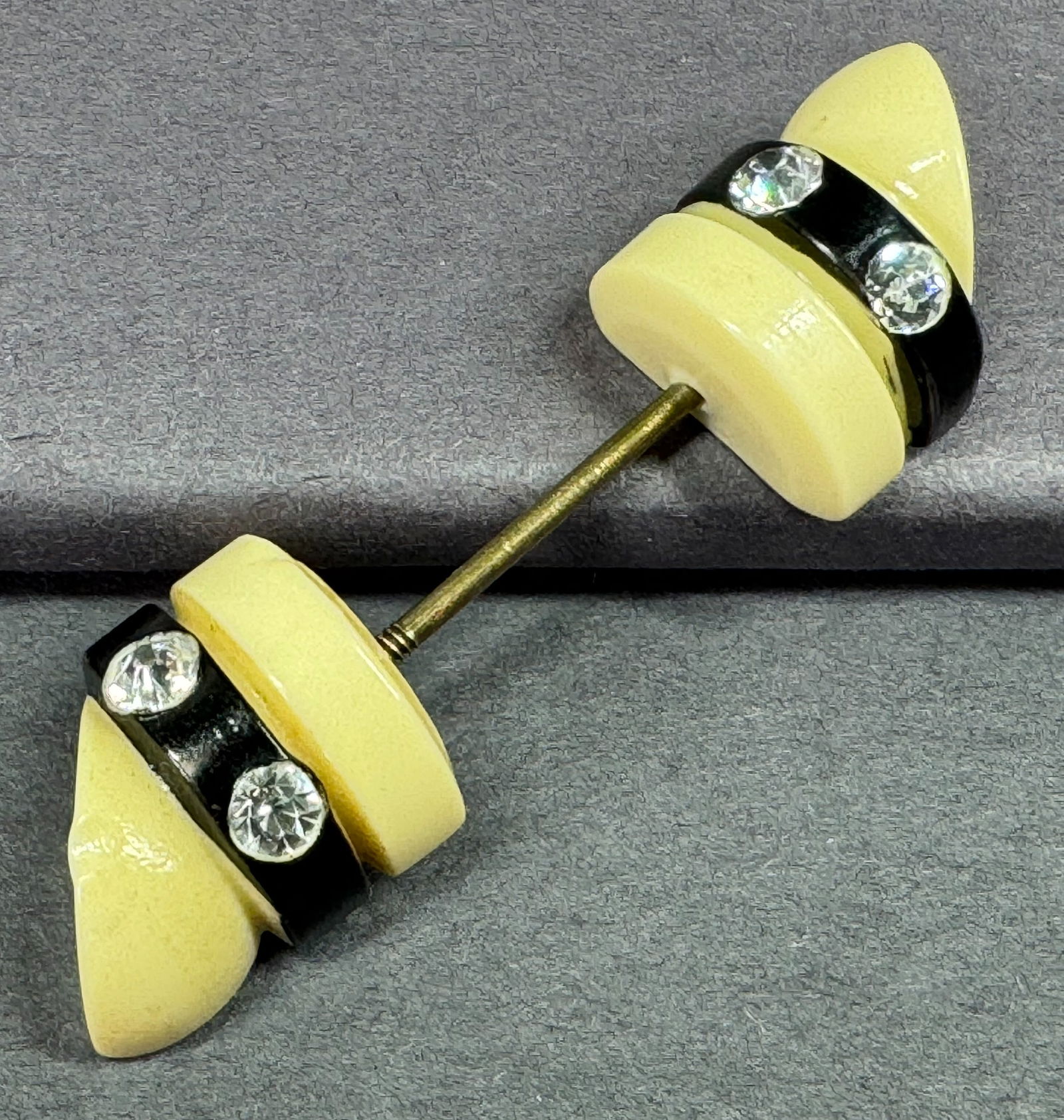 Vintage art deco clear rhinestones striped creamy &  black celluloid jabot pin. (1 of 6)