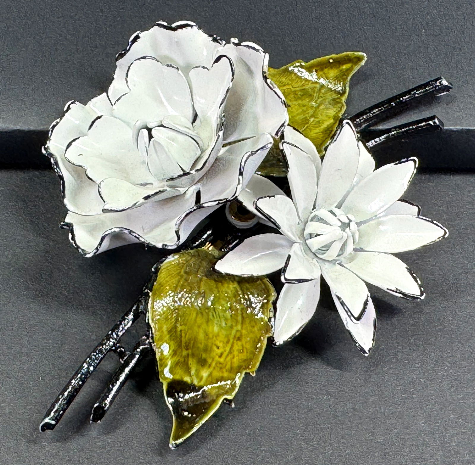 Vintage Coro white flowers green leaves enamel metal pin brooch. (1 of 9)