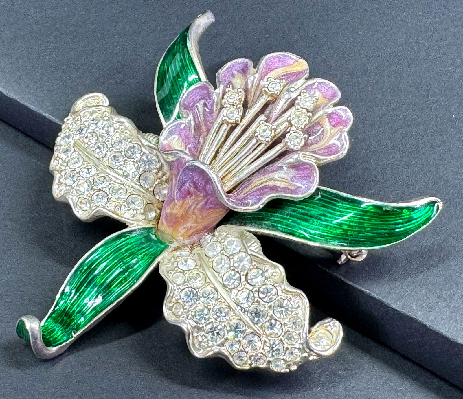 Vintage clear rhinestones enamel silvertone metal orchid flower large pin brooch (1 of 7)