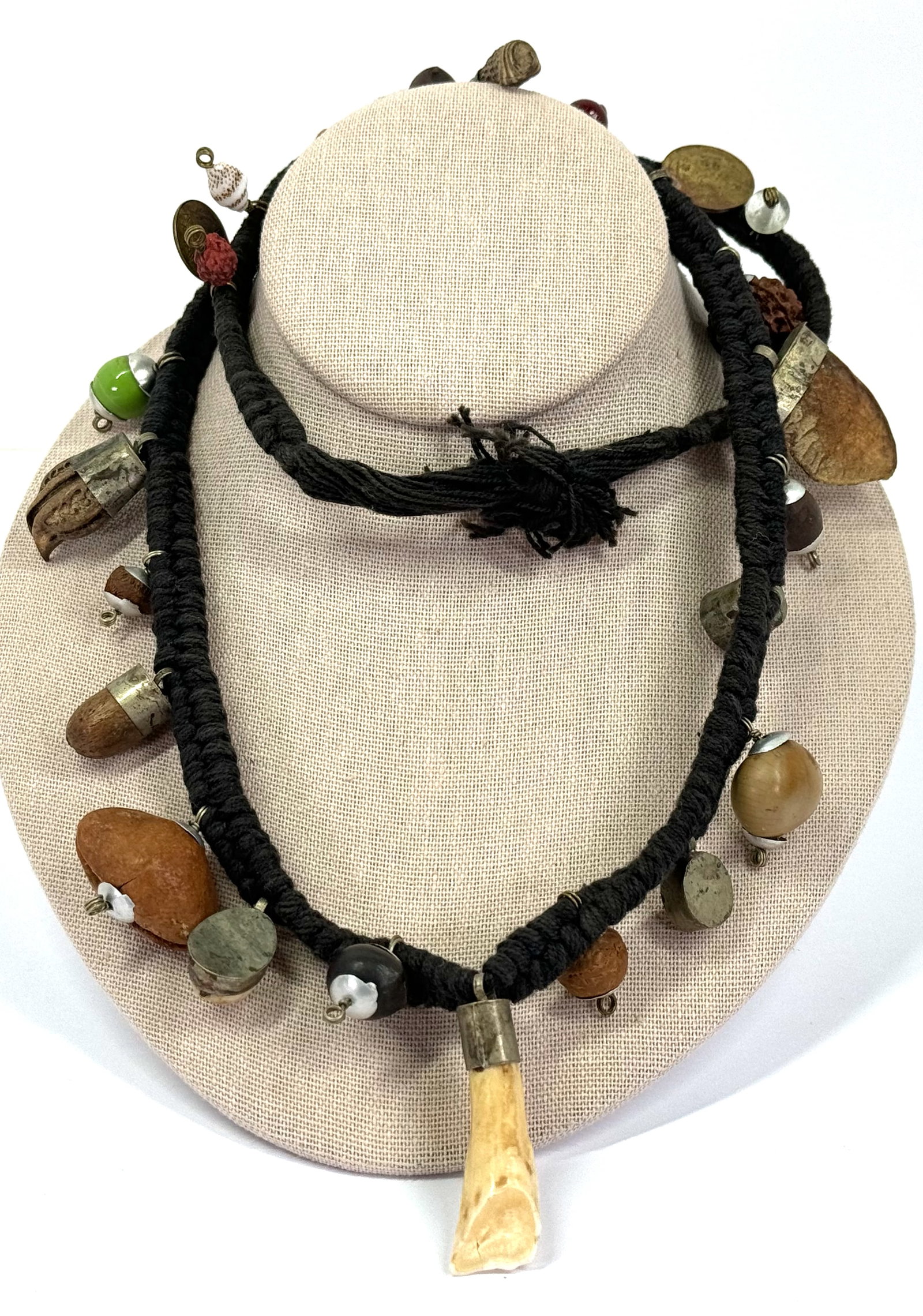 Vintage Himalayan Nepal Shaman Necklace: Vintage Himalayan Nepal Shaman Necklace. Unmarked. For measures please refer to the pictures taken with a measuring tape. Weight: 60 Grams. This is a NO RESERVE AUCTION: there are no hidden or confide