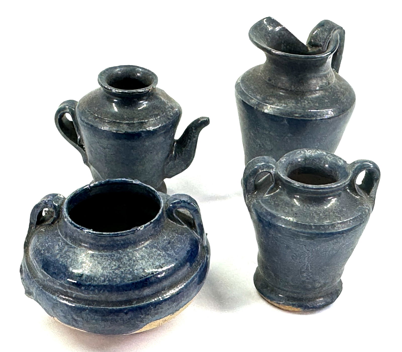 Vintage Mexican folk art miniature blue pottery pieces. Lot of 4. (1 of 10)