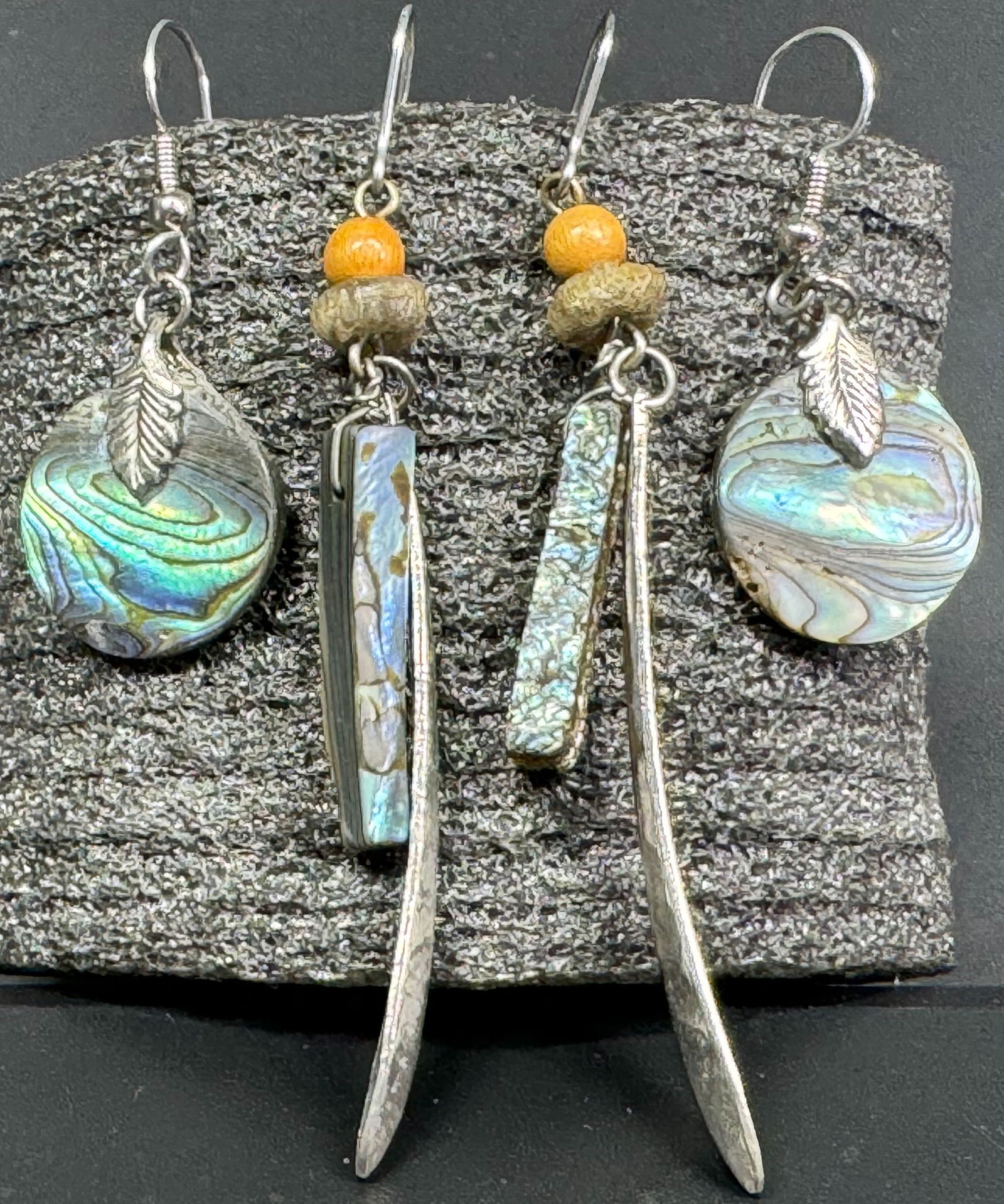 Vintage Southwestern style abalone silvertone metal hook earrings. Lot of 2. (1 of 7)
