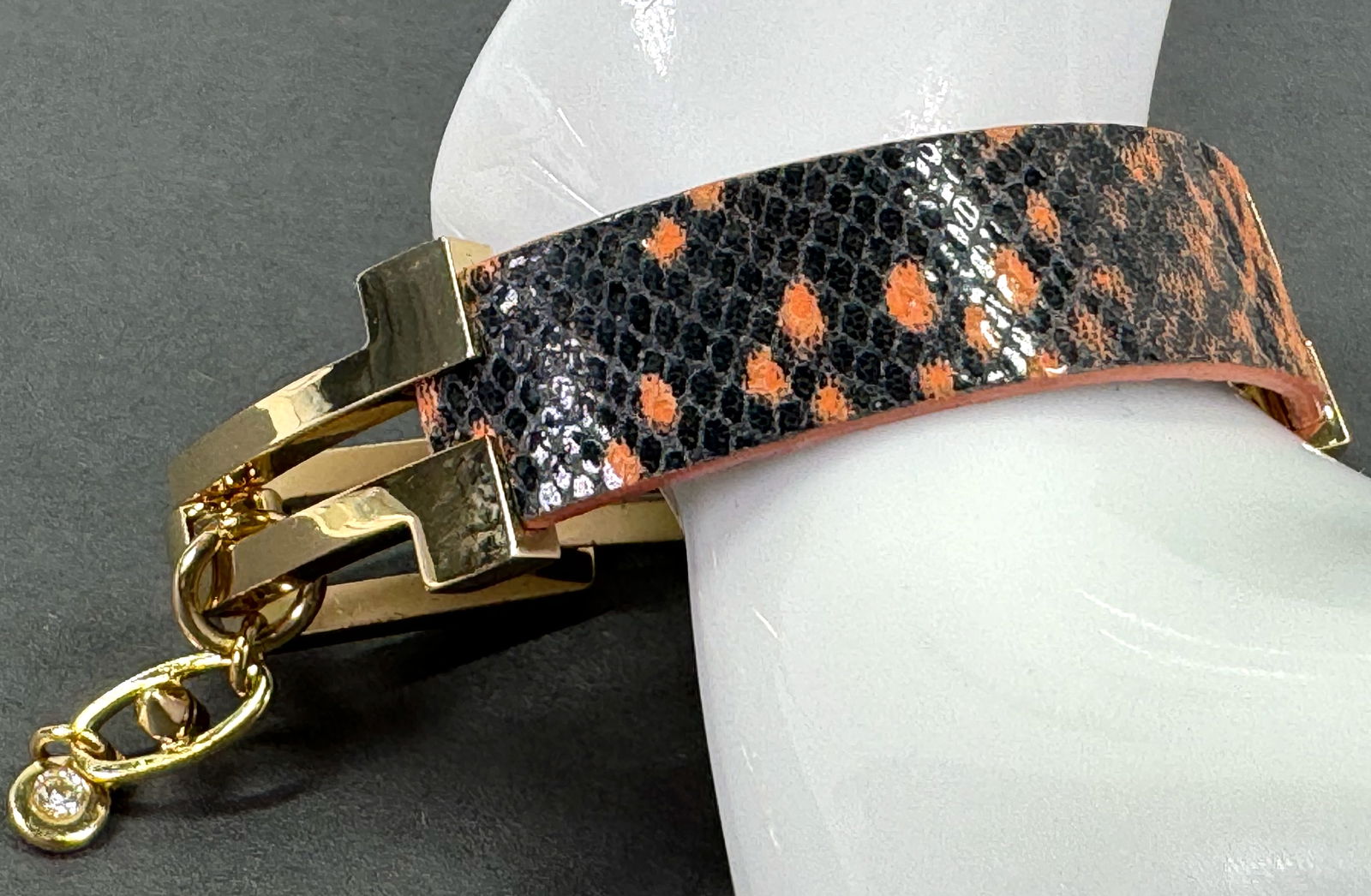 Cabi snake print leather goldtone metal chain bracelet. (1 of 10)
