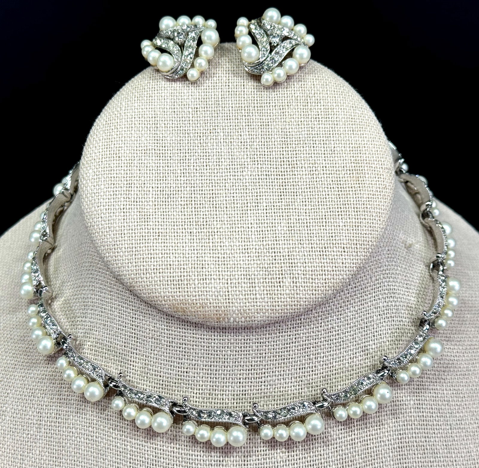 Vintage Bogoff faux pearls & clear crystals silvertone metal choker necklace & clip earrings.: Vintage Bogoff faux pearls & clear crystals silvertone metal choker necklace & clip earrings. Marked. For measures please refer to the pictures taken with a measuring tape. Weight: 45 Grams. This is a