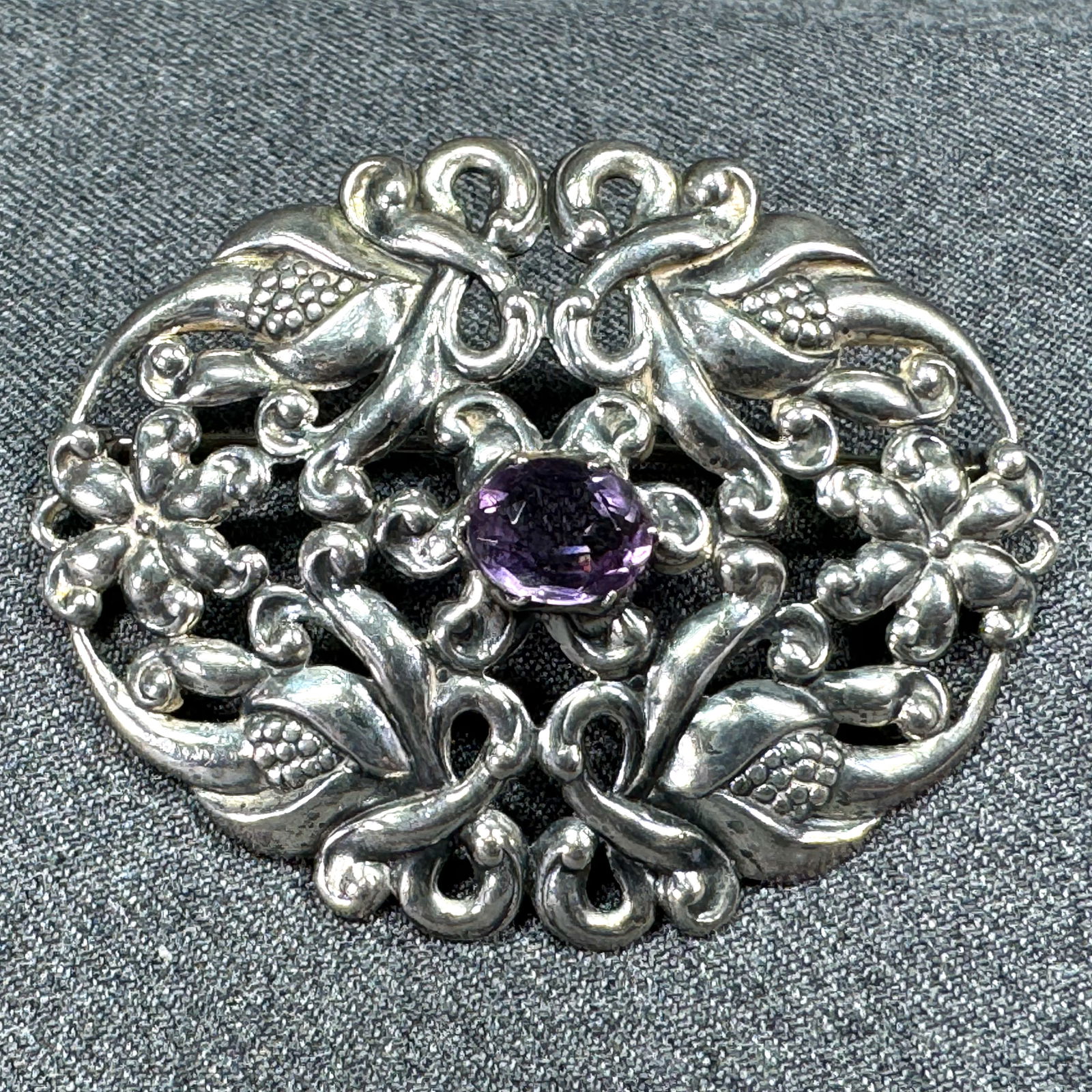 Vintage floral renaissance openback faceted amethyst sterling silver pin brooch. (1 of 9)