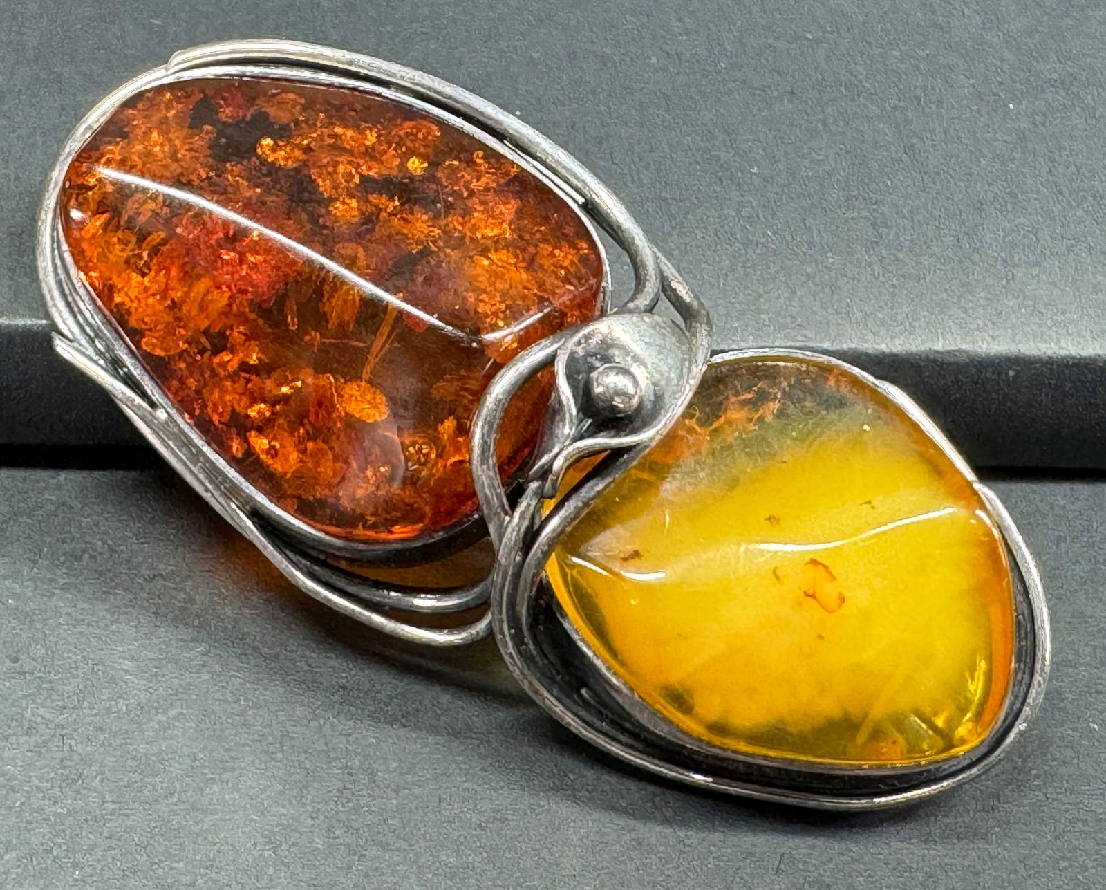 Vintage Poland Sterling Silver Baltic Amber Calla Lily Brooch pin / pendant. (1 of 12)