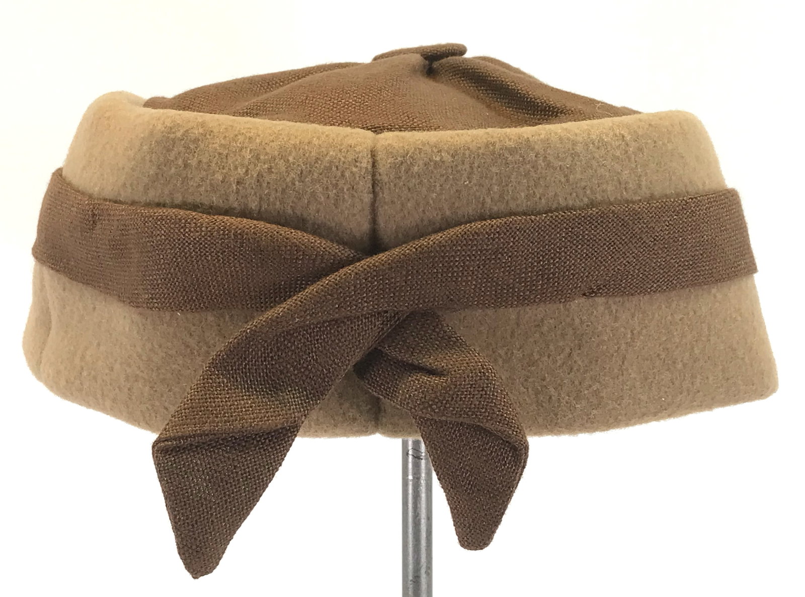 Vintage Beige & Brown Fabric Square Shaped Hat. It measures around 23 inches of interior: Vintage Beige & Brown Fabric Square Shaped Hat. It measures around 23 inches of interior circumference. No Label. This is a NO RESERVE AUCTION: there are no hidden or confidential reserves, all accept