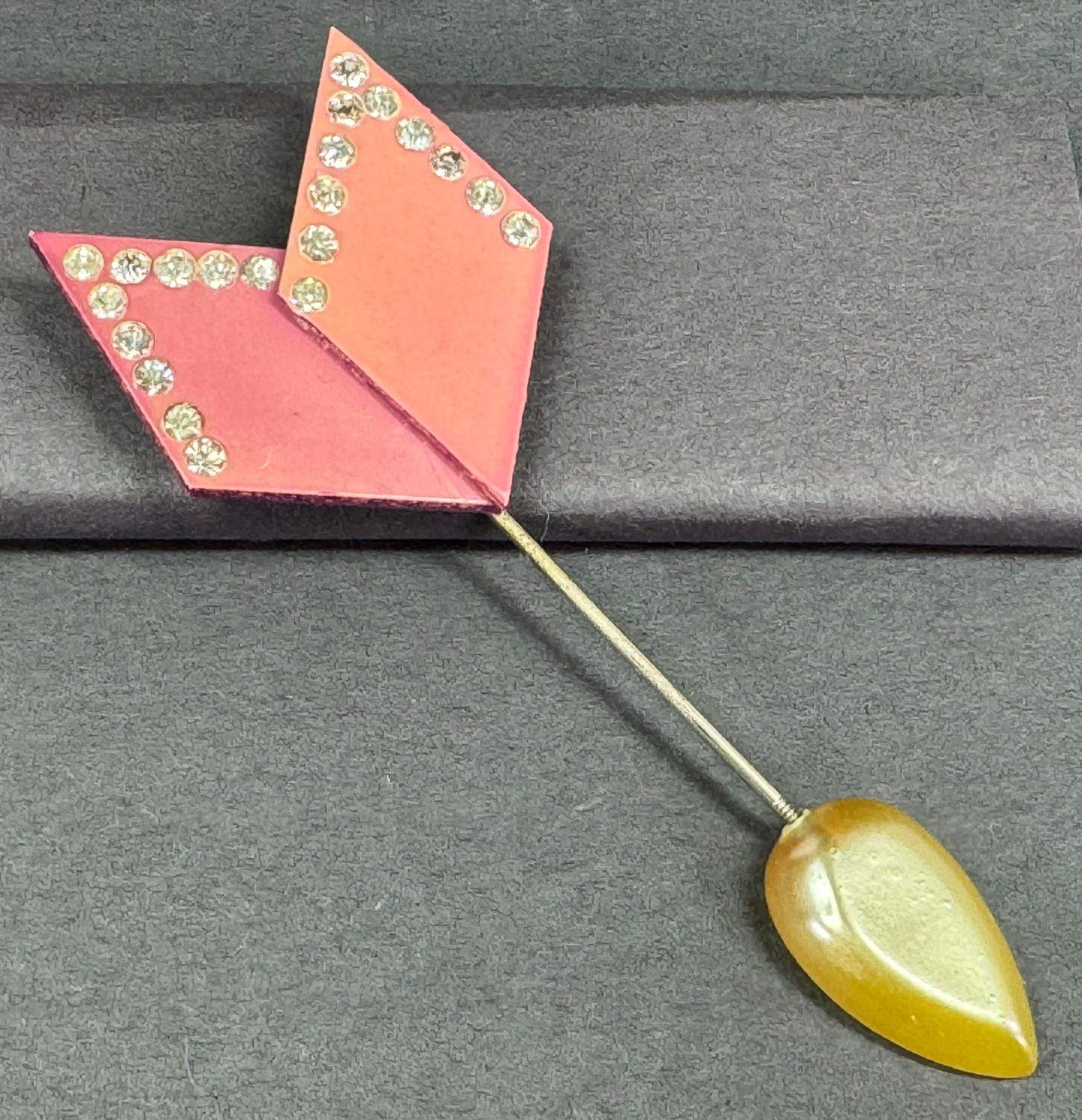 Vintage art deco clear rhinestones 2 tones pinky celluloid jabot pin. (1 of 7)