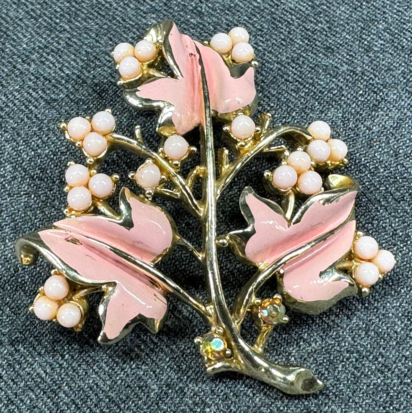 Vintage Coro plastic beads & Ab crystals rose enamel goldtone leaves and flowers pin brooch.: Vintage Coro plastic beads & Ab crystals rose enamel goldtone metal leaves and flowers pin brooch. Marked Coro Des Pat Pend. For measures please refer to the pictures taken with a measuring tape. Weig