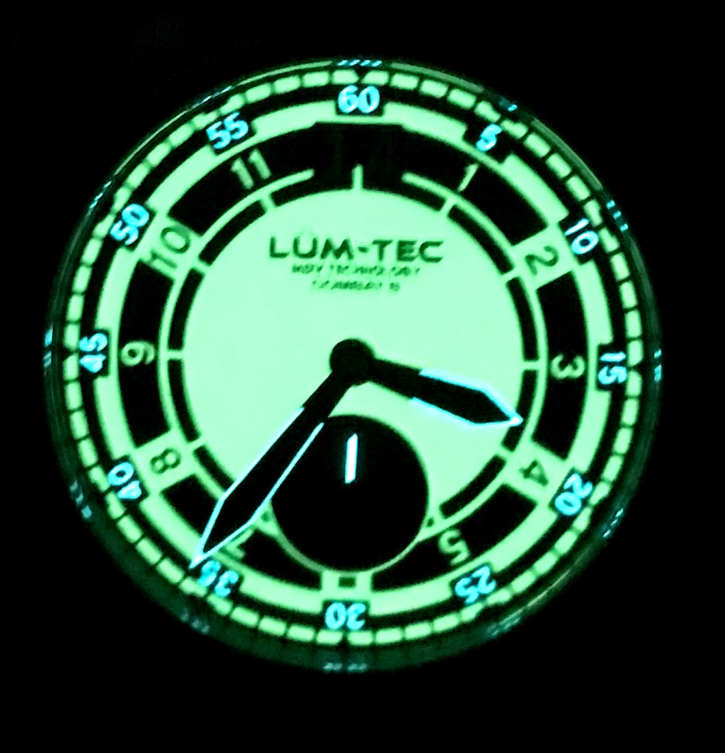 Almost unused Lum-Tec Combat B53 Max Darkness Watch: Almost unused Lum-Tec Combat B53 Max Darkness Watch. Swiss Ronda Quartz movement. Stainless steel case with titanium carbide gunmetal PVD hard coating. Screw in crown. Sapphire crystal with AR coating