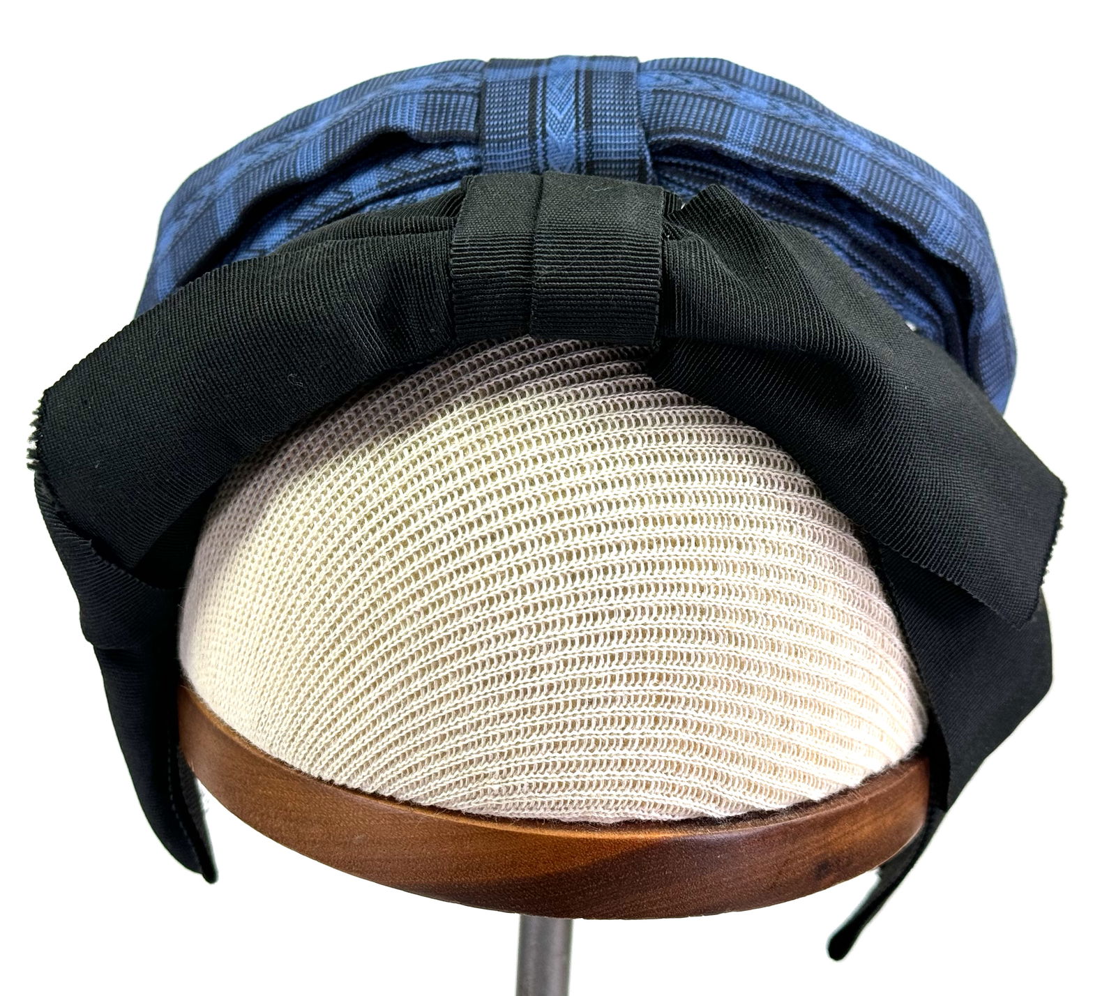 Vintage black grosgrain and bluish & black fabric bows headbands.: Vintage black grosgrain and bluish & black fabric bows headbands. This is a NO RESERVE AUCTION: there are no hidden or confidential reserves, all acceptable bidding commences at the online START PRICE