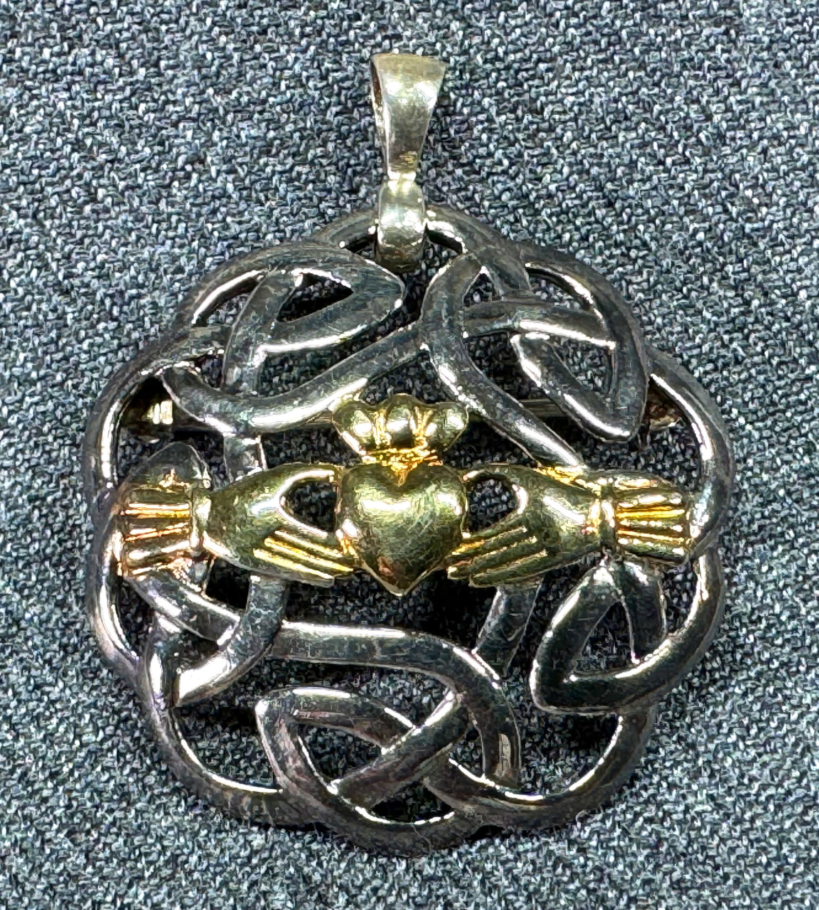 Vintage Irish JMH gilt & silver sterling infinity Celtic knot Claddagh pin brooch pendant. (1 of 9)
