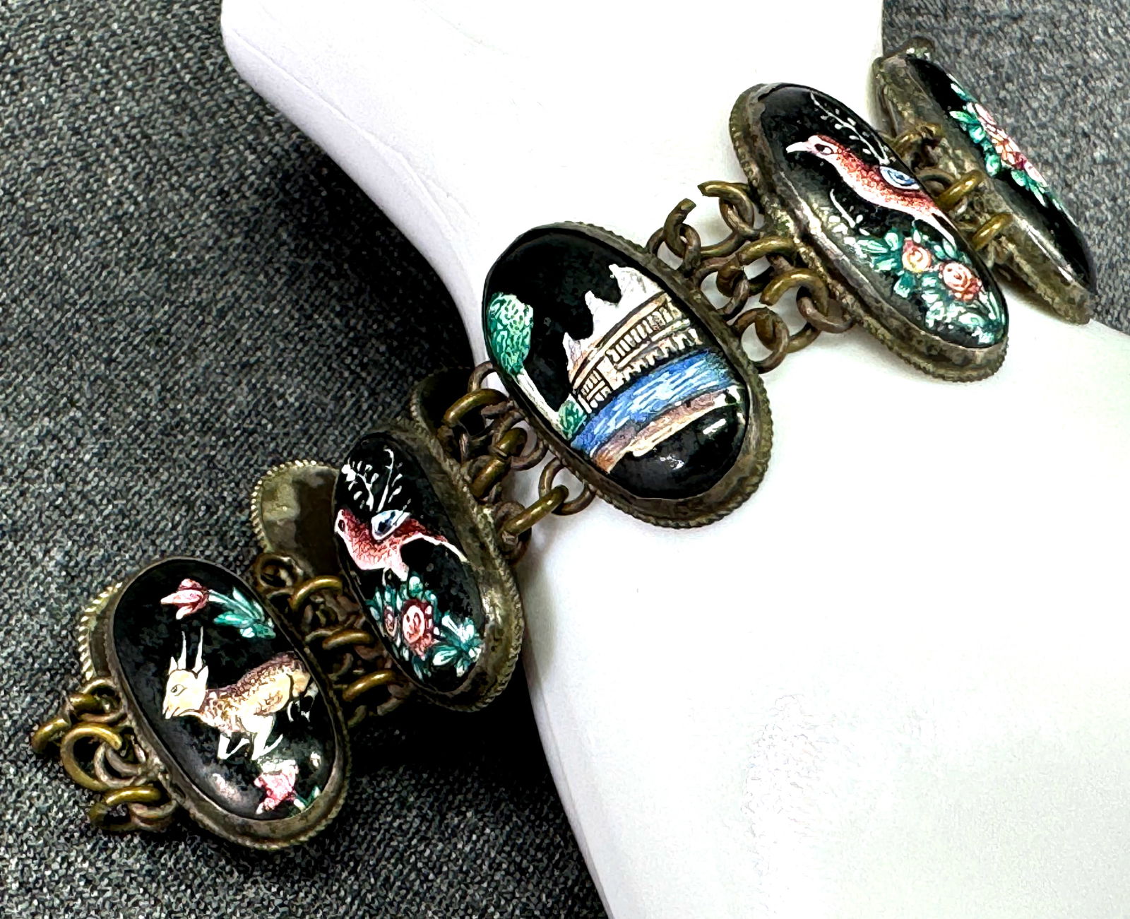 Vintage Persian Hand Painted Enamel Silver Dome Panels Bracelet. (1 of 13)