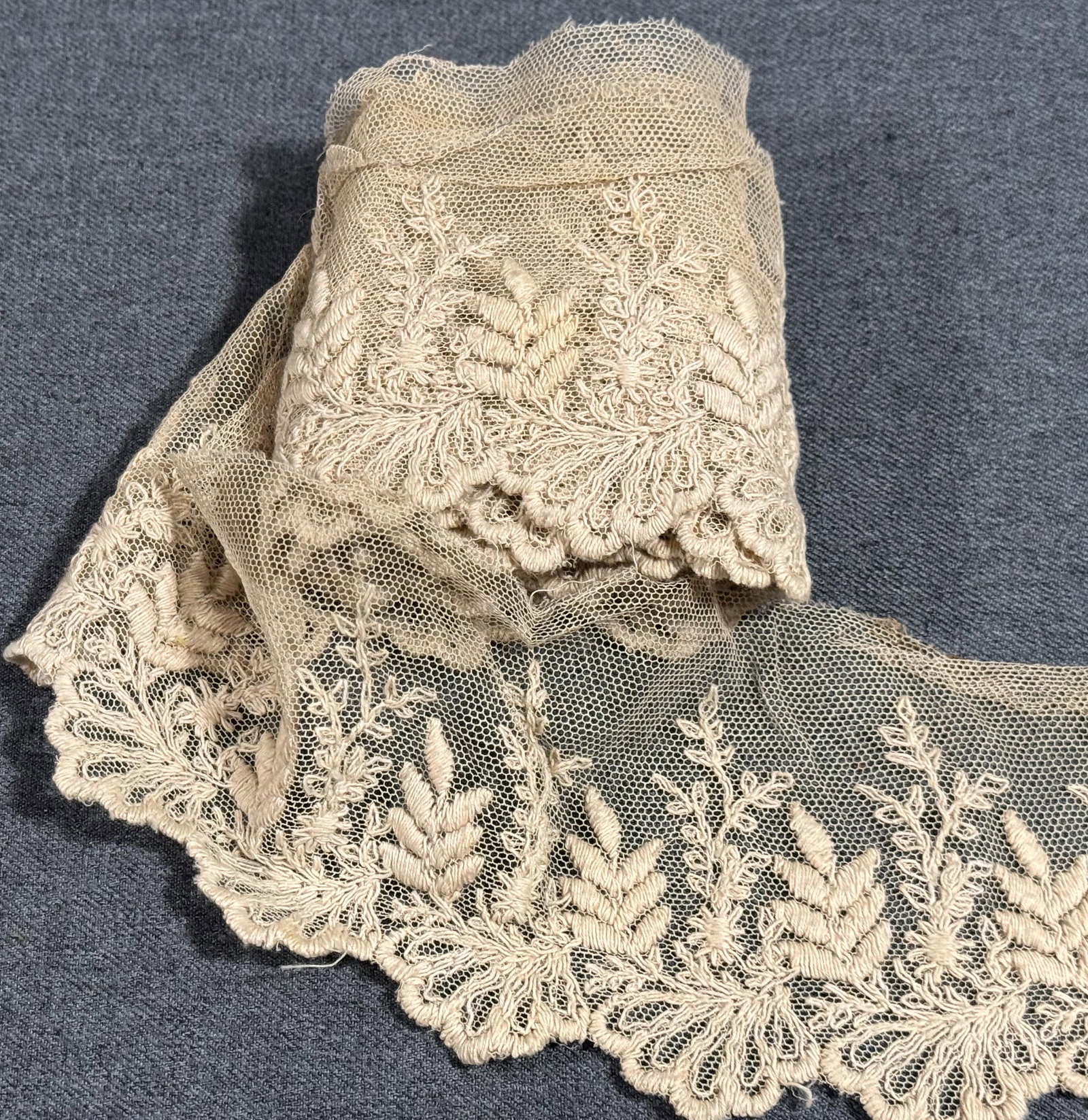 Antique 4 inches wide embroidery tulle lace trim 70 inches long: Antique 4 inches wide embroidery tulle lace trim 70 inches long + 2 extra small pieces. For measures please refer to the pictures taken with a measuring tape. This is a NO RESERVE AUCTION: there are n