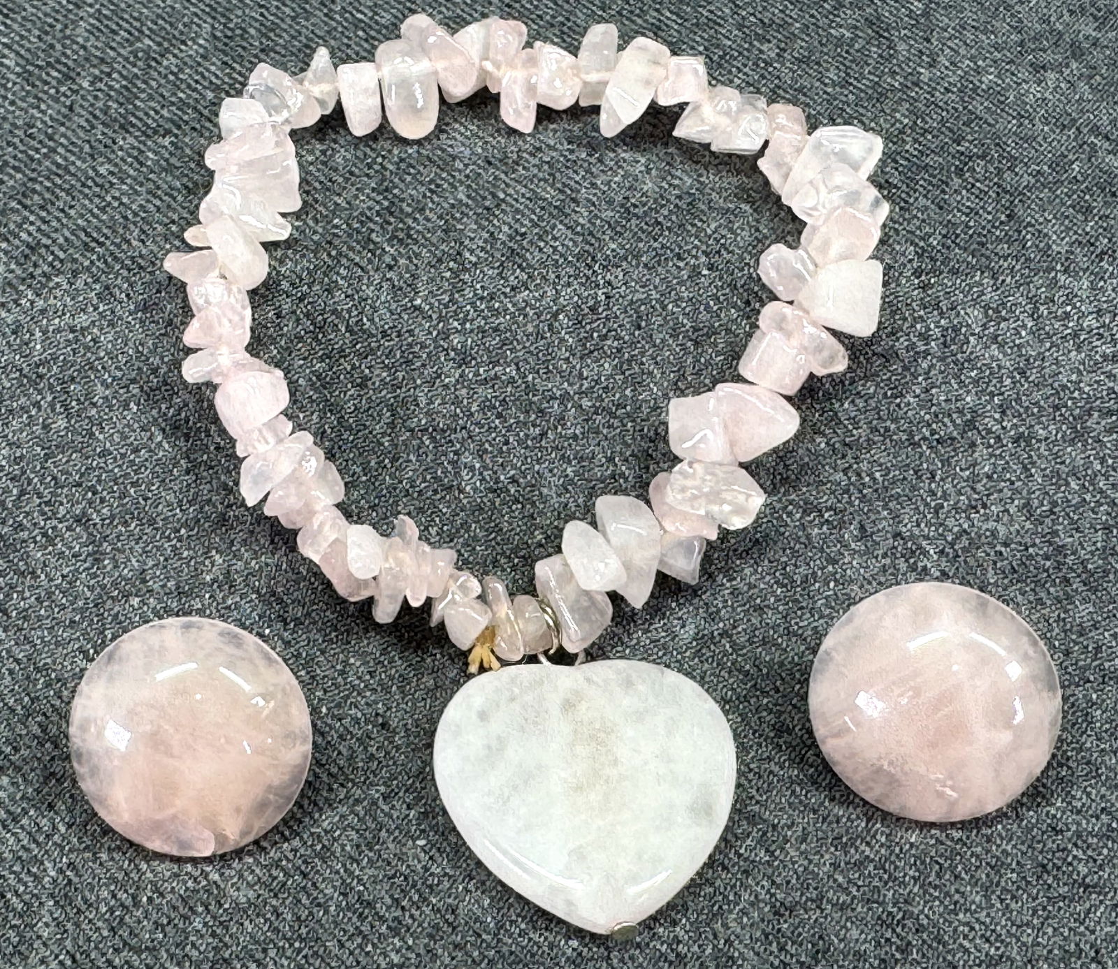Rose quartz chip beaded elastic bracelet with dangling heart & dome stud earrings (1 of 6)