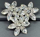 Vintage Juliana style clear crystals silvertone metal flowers pin brooch.