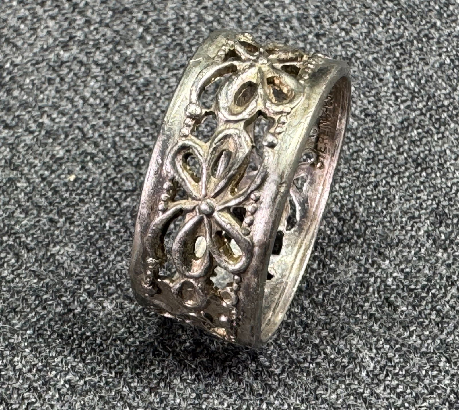 Vintage Joseph Esposito Espo sterling silver cut filigree flowers band ring (1 of 7)