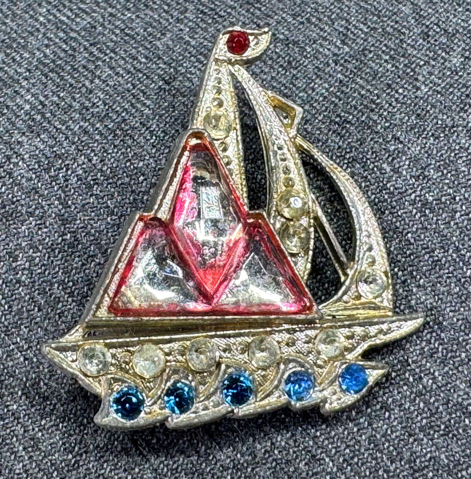 Antique art deco WMCA rhinestone vaxaul pot metal sailing ship sailboat in waves pin brooch (1 of 10)