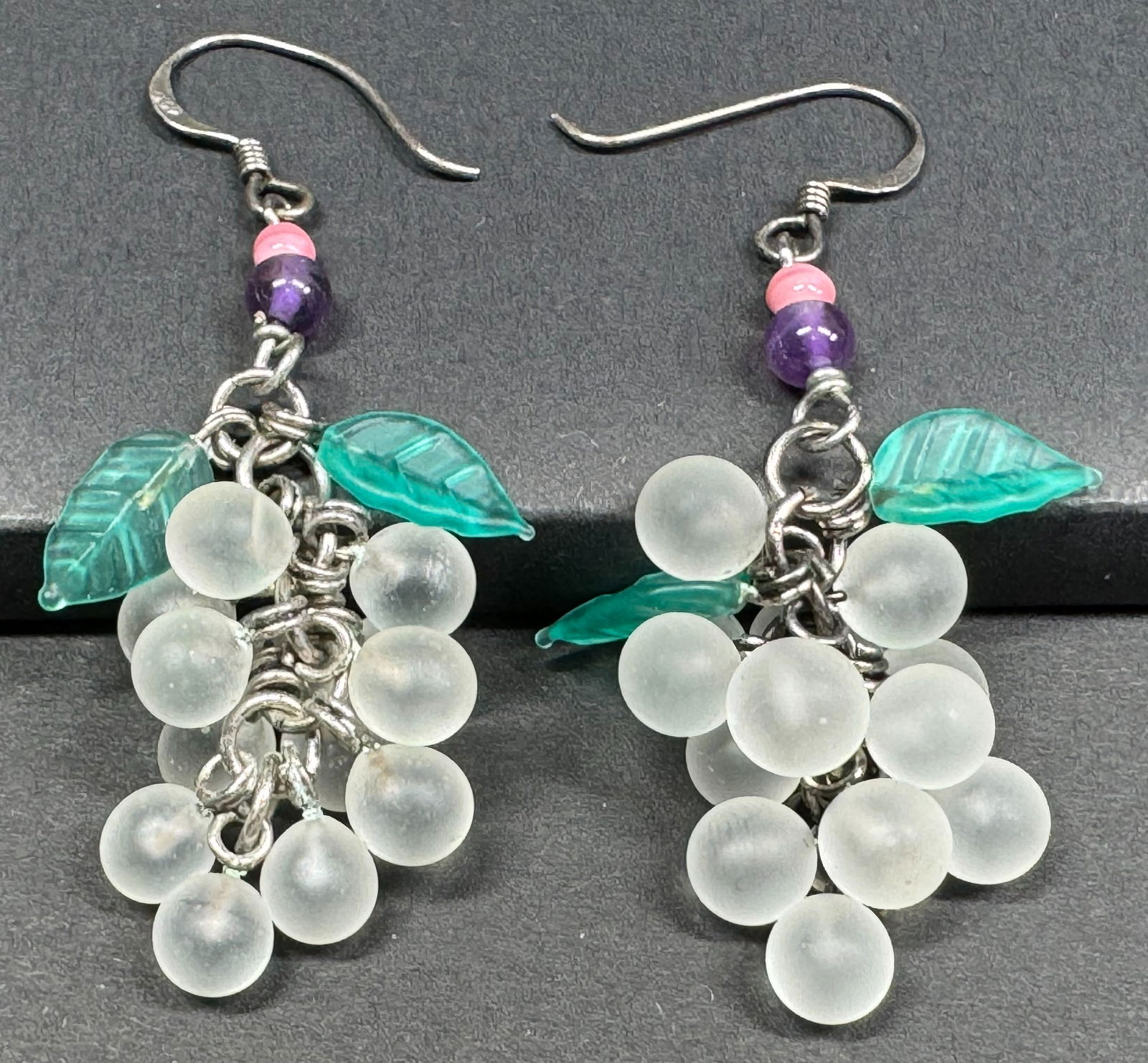 Vintage frosted glass grapes cluster sterling silver hook earrings.: Vintage frosted glass grapes cluster sterling silver hook earrings. Marked 925. For measures please refer to the pictures taken with a measuring tape. Weight: 11 Grams. This is a NO RESERVE AUCTION: t