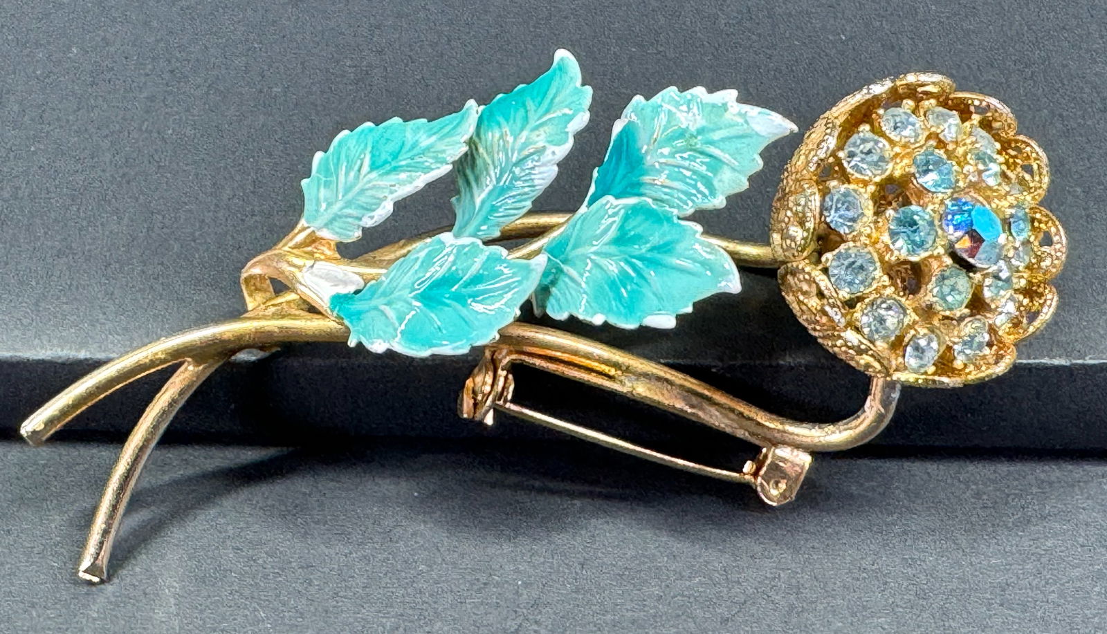 Vintage aqua enamel leaves AB crystal & skyblue rhinestones goldtone metal flower pin brooch. (1 of 8)