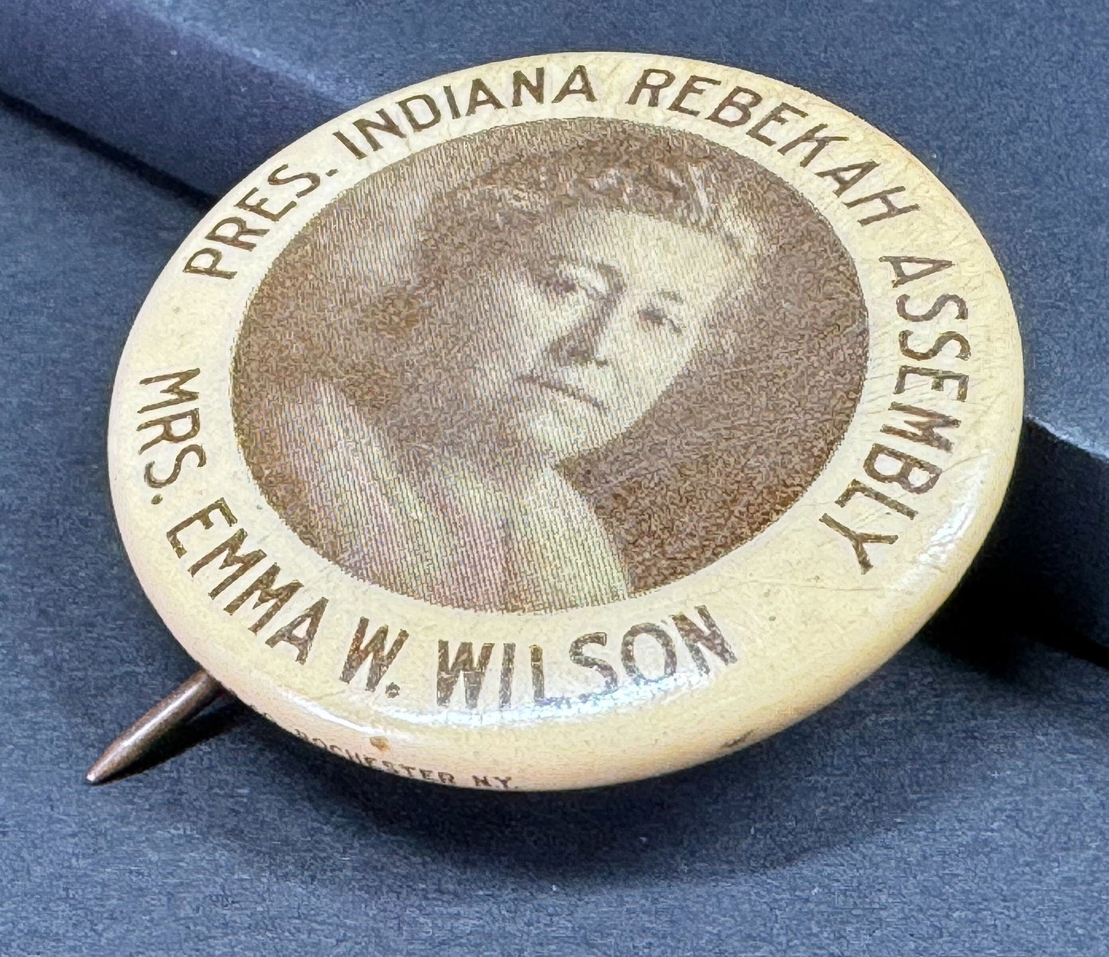 Vintage Pres Indiana Rebekah Assembly Mrs Emma W Wilson Bastian Bros celluloid pin button. (1 of 4)
