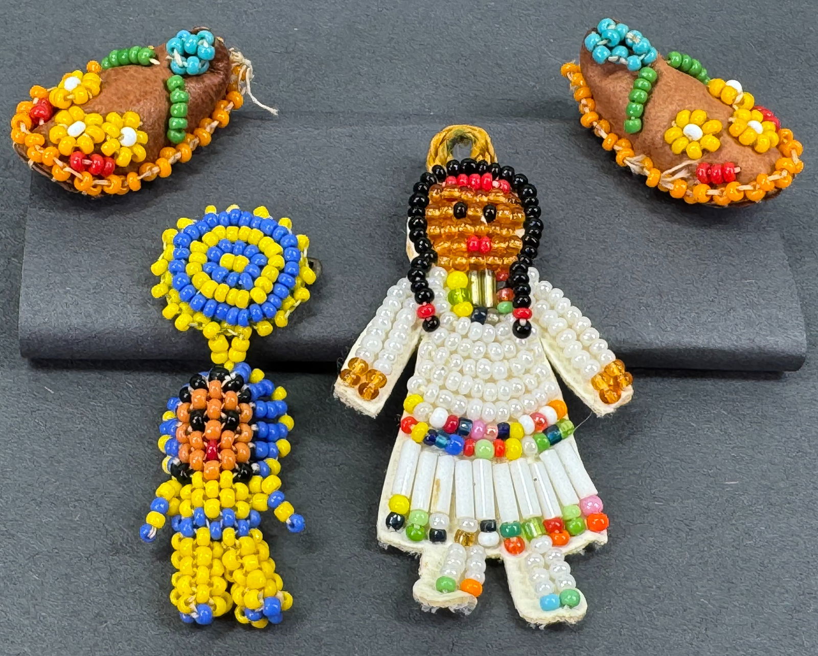 Vintage native american seed glass beadwork kachina pendant & pin and miniature leather shoes (1 of 9)